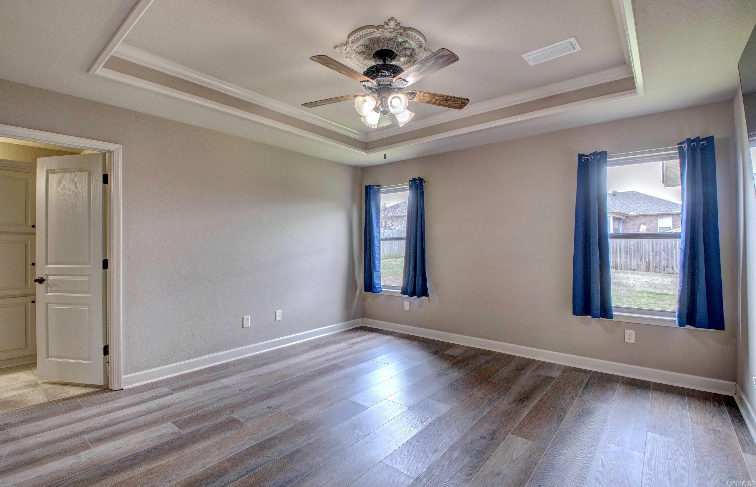 56 Huntington  Austin, AR