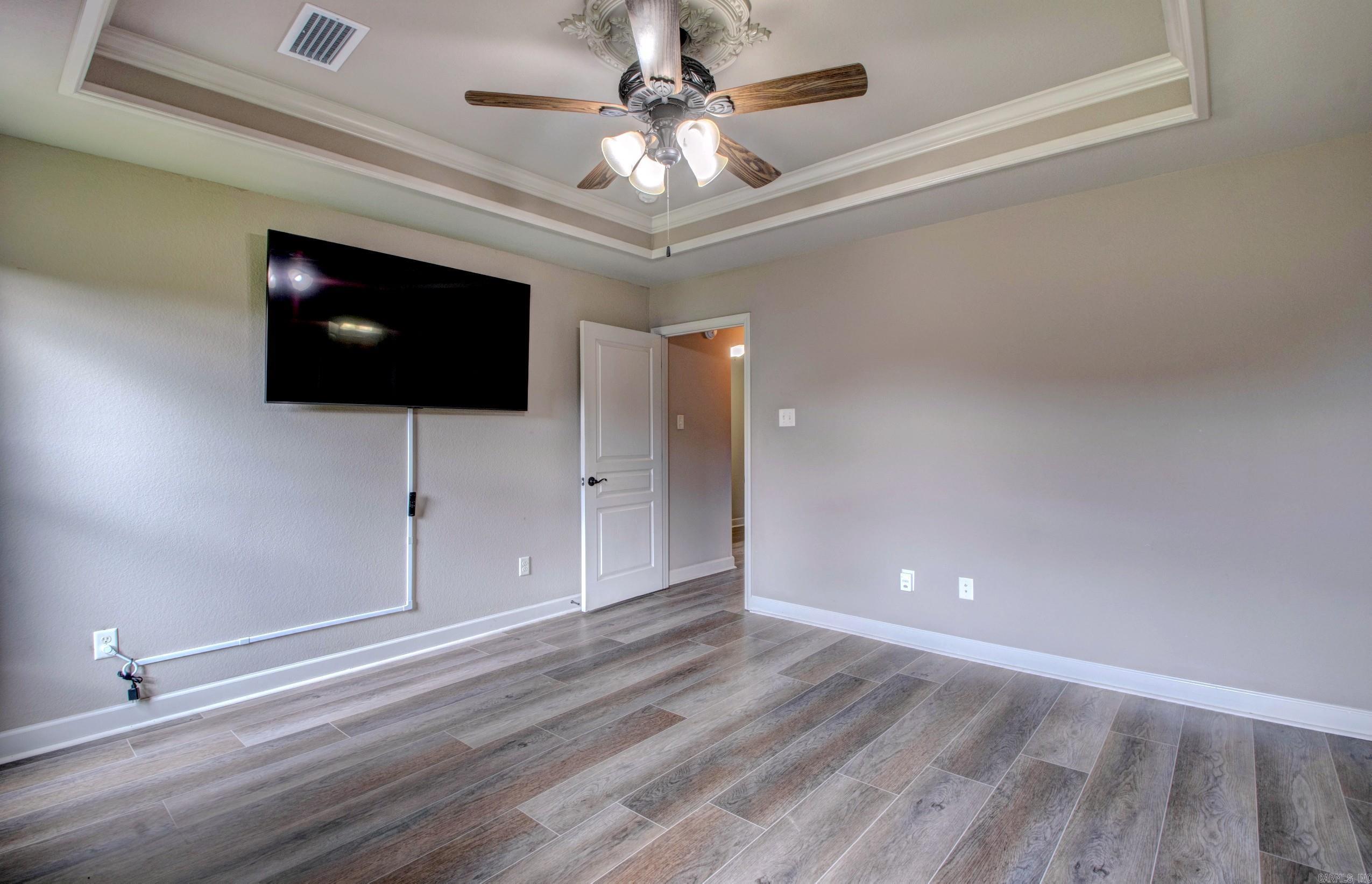 56 Huntington  Austin, AR