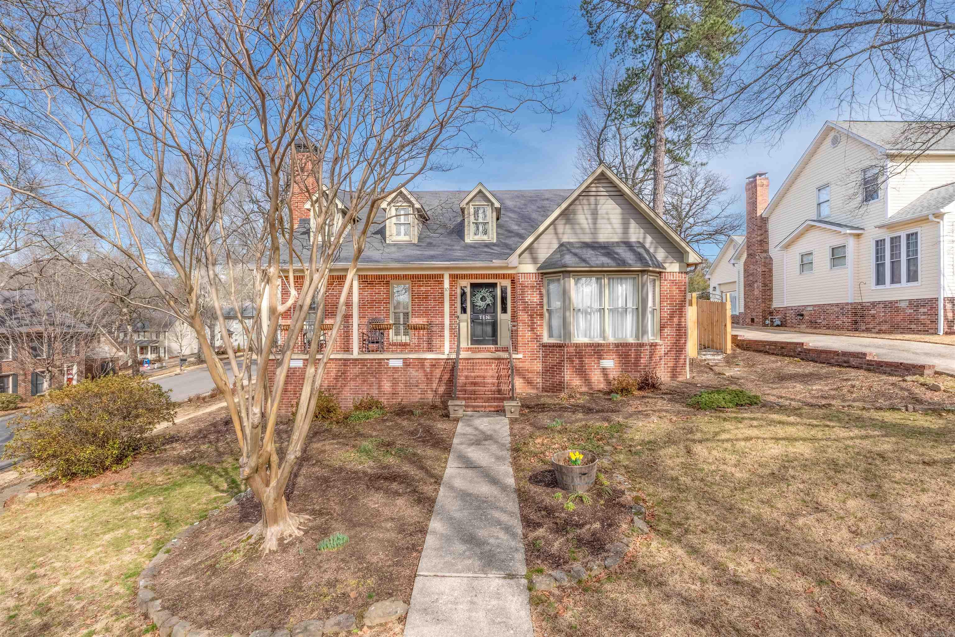 10 St. Thomas Ct.  Little Rock, AR