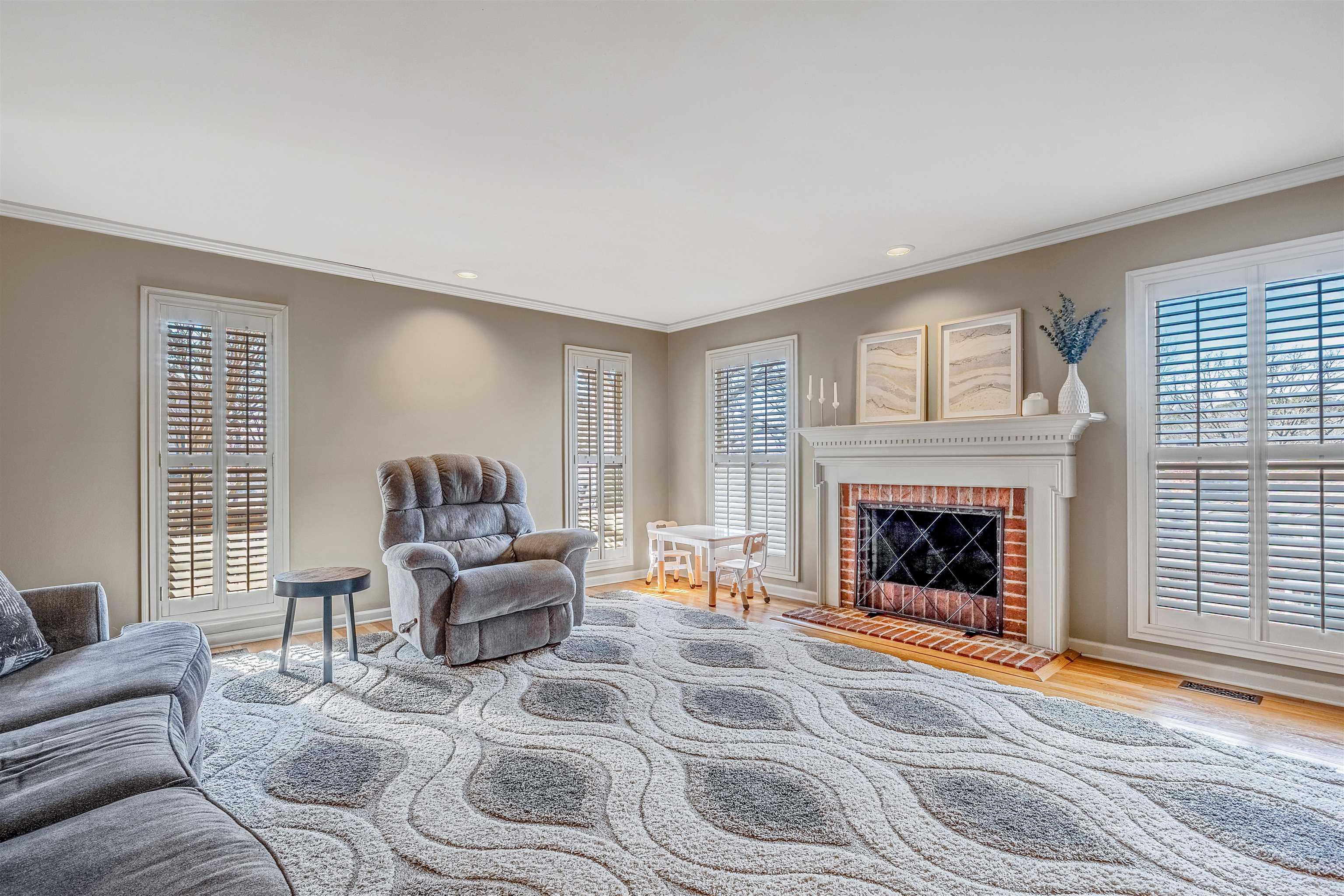 10 St. Thomas Ct.  Little Rock, AR