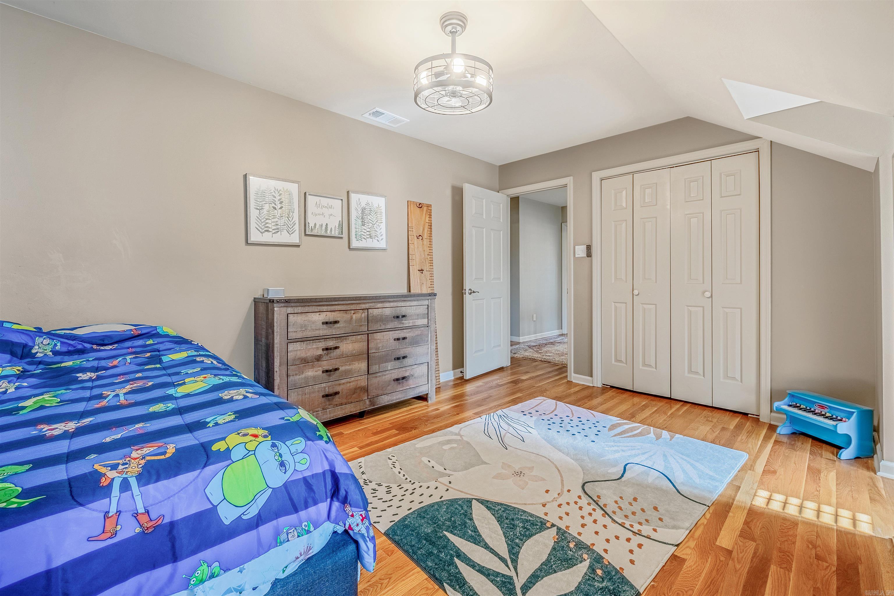 10 St. Thomas Ct.  Little Rock, AR