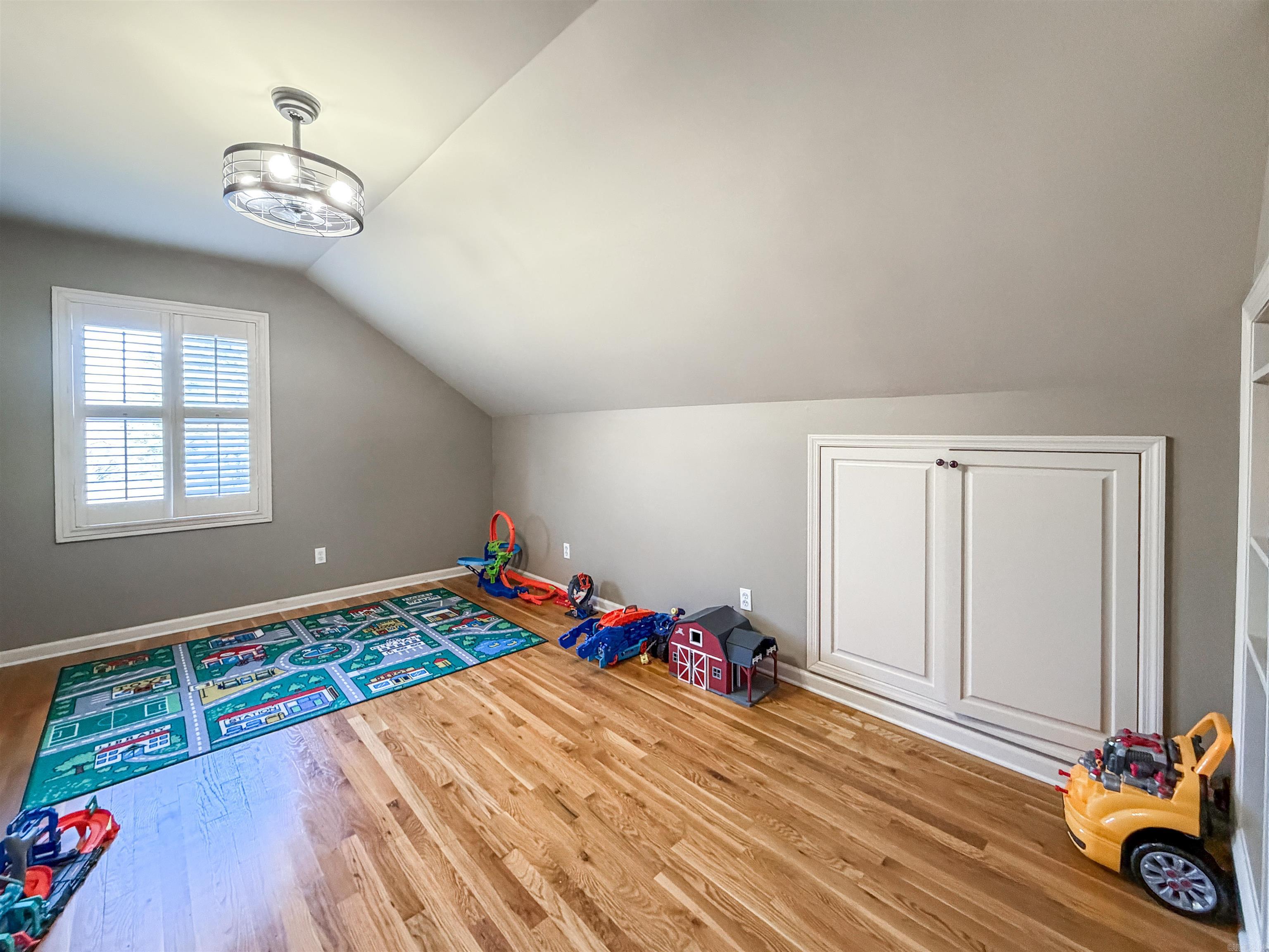 10 St. Thomas Ct.  Little Rock, AR