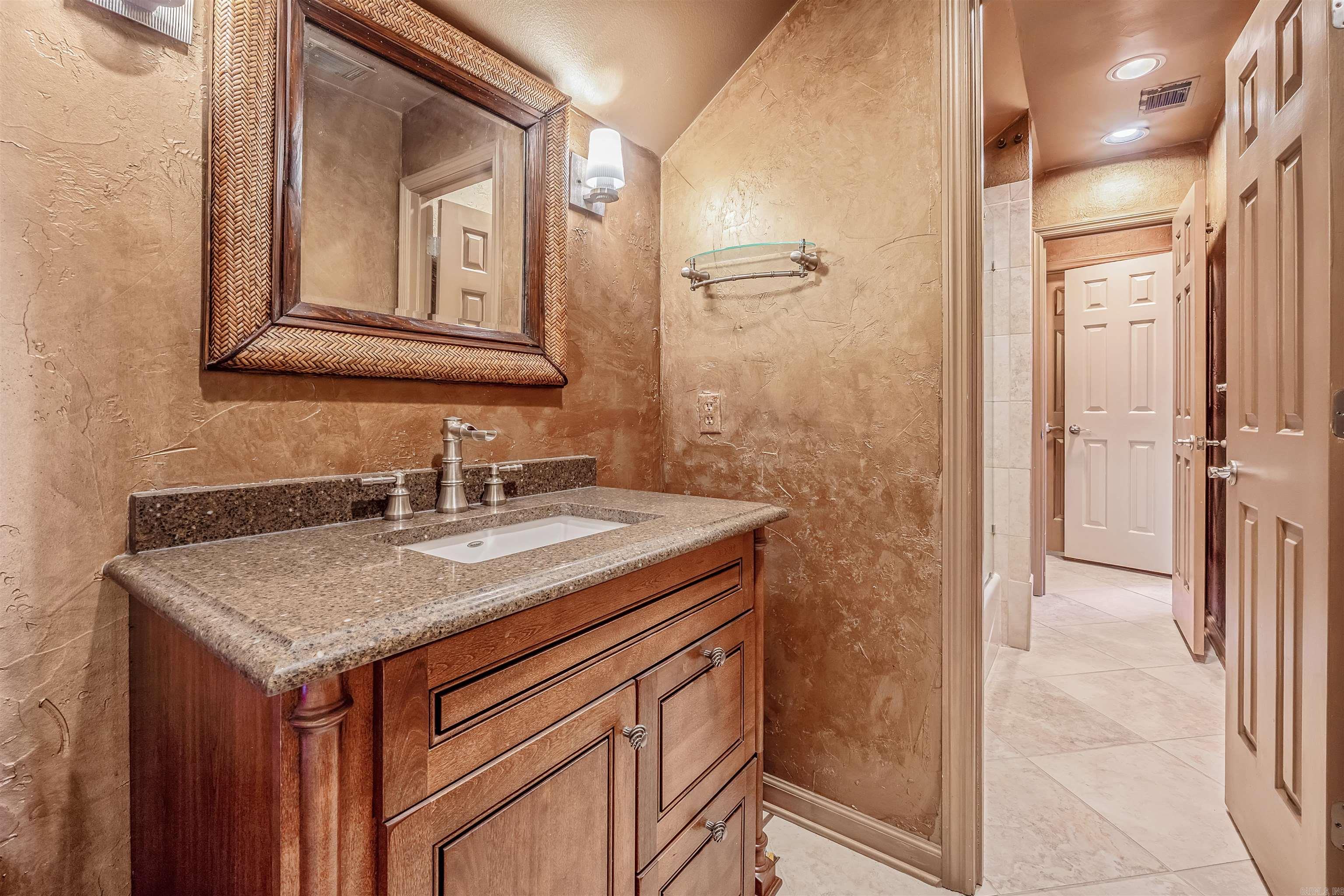 10 St. Thomas Ct.  Little Rock, AR