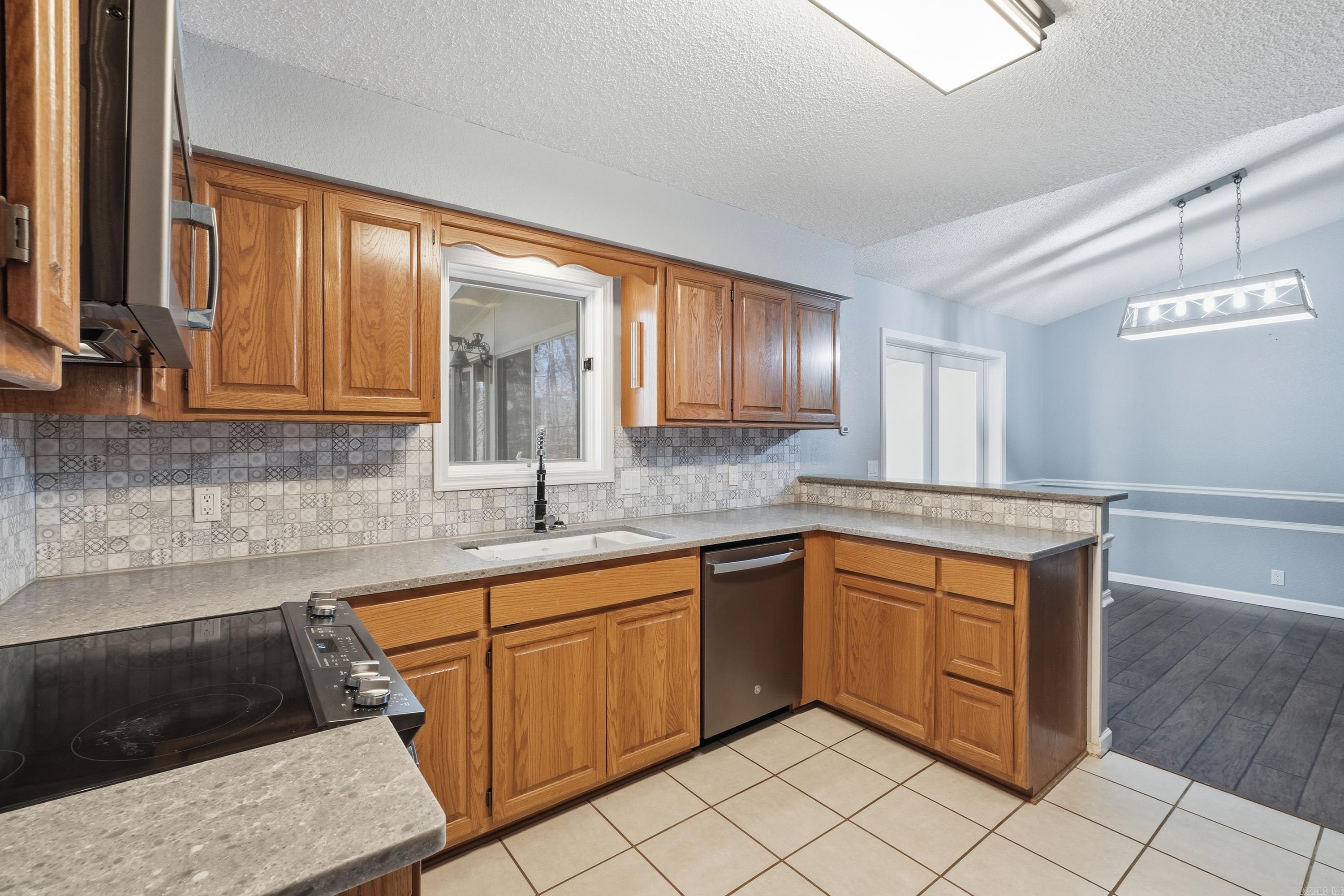 3 Encantado Way  Hot Springs Village, AR