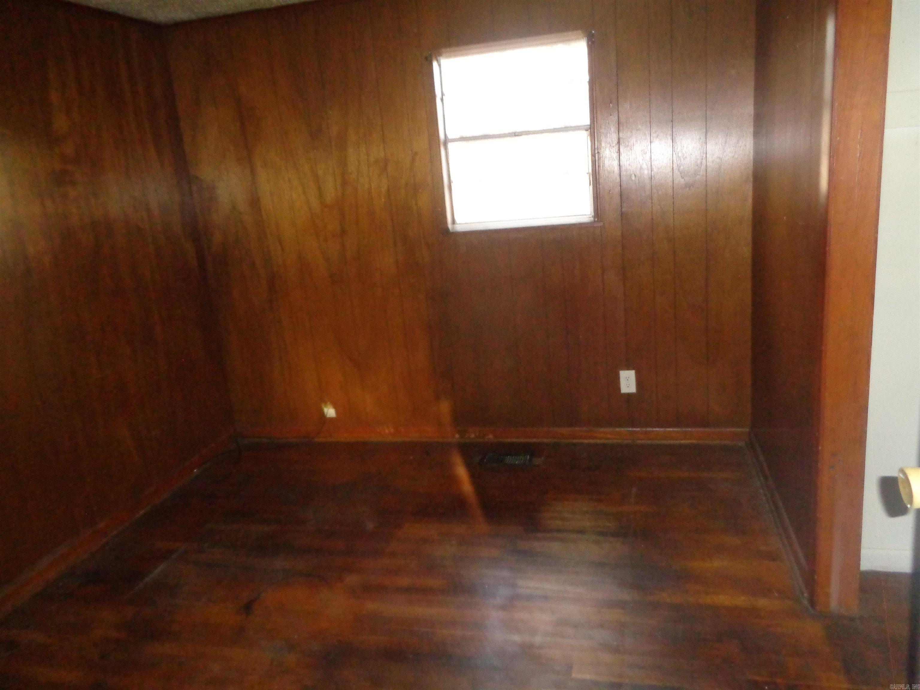 3924 Sanders  College Station, AR