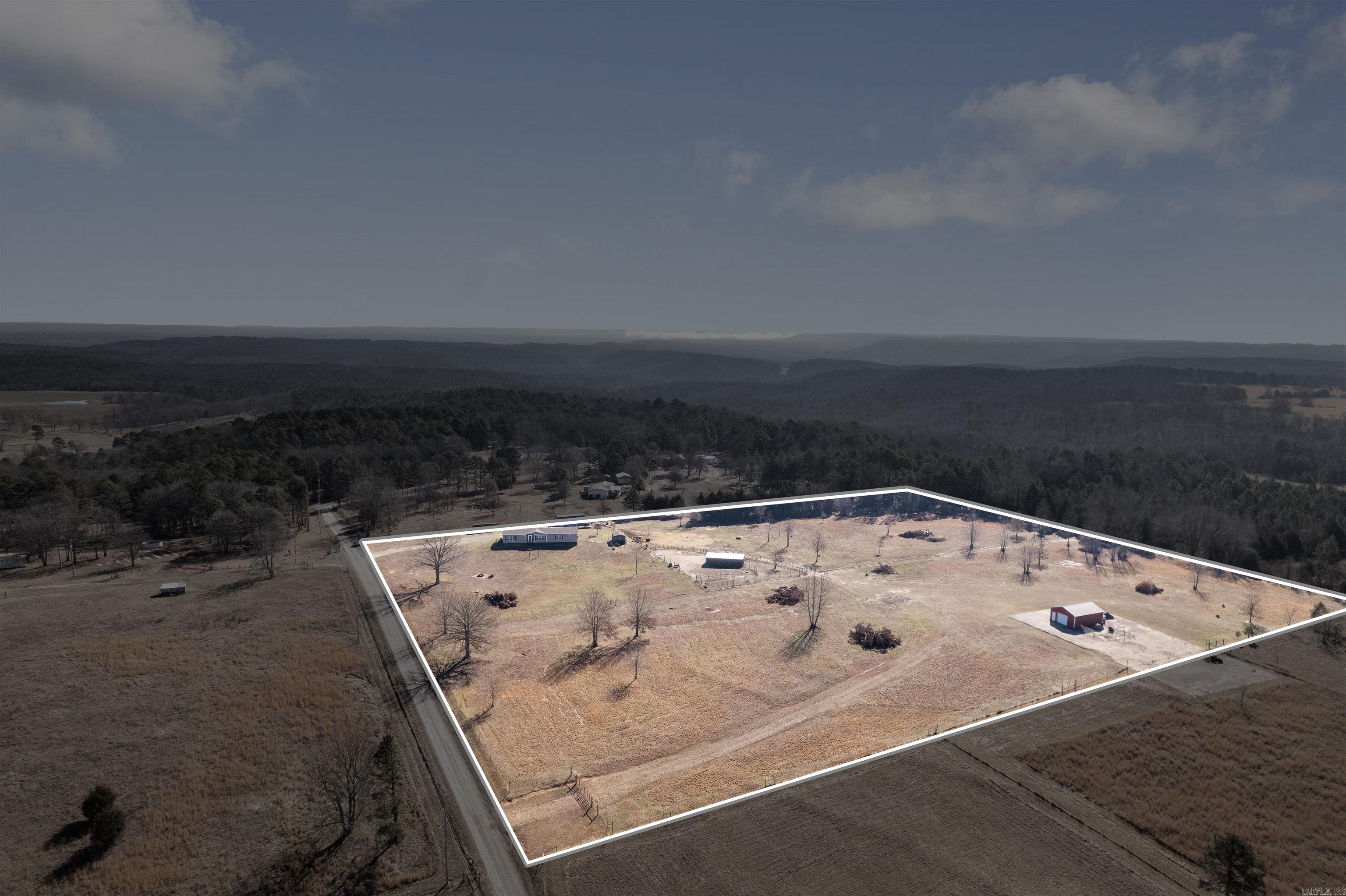 140 Foxwood  Romance, AR