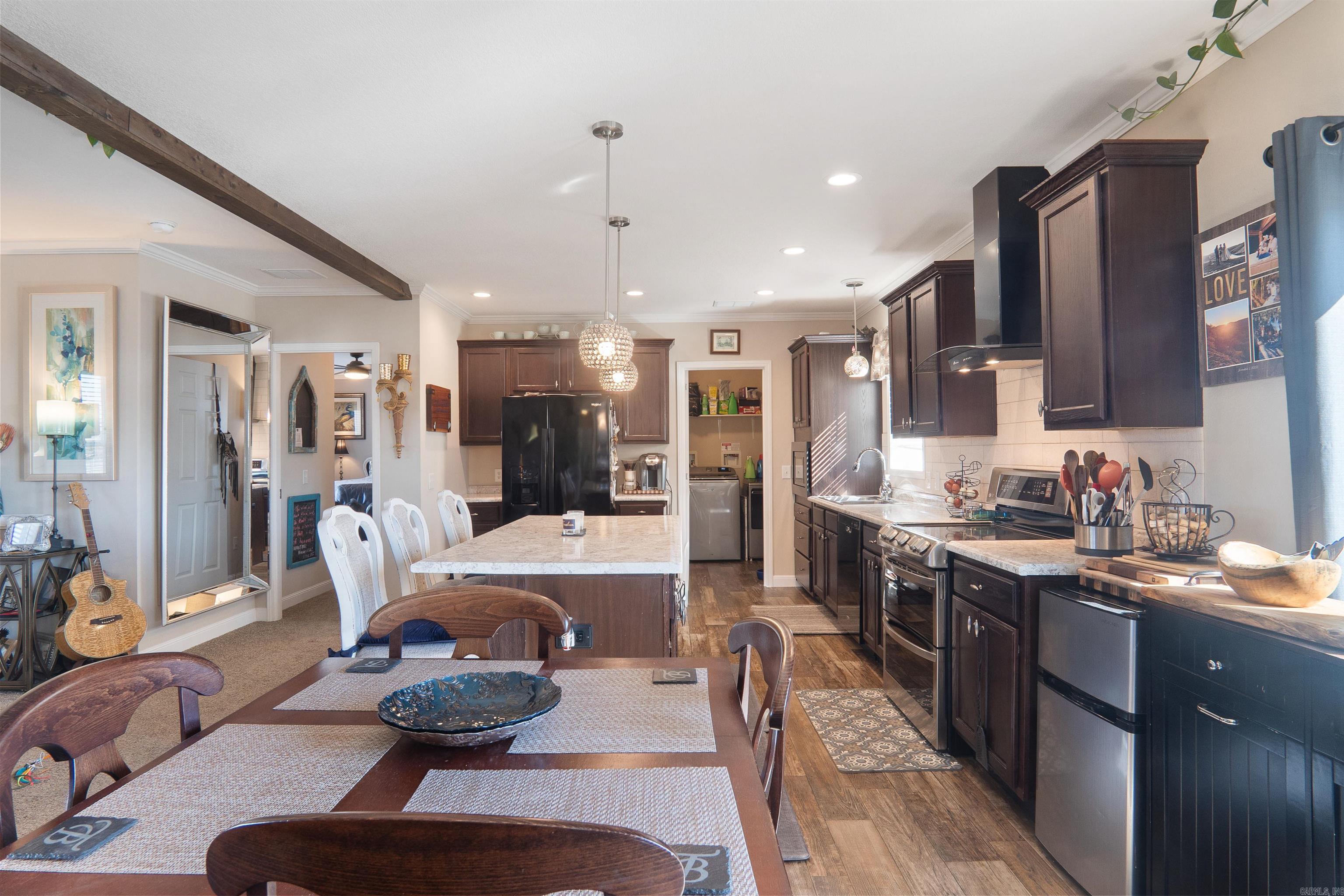 140 Foxwood  Romance, AR