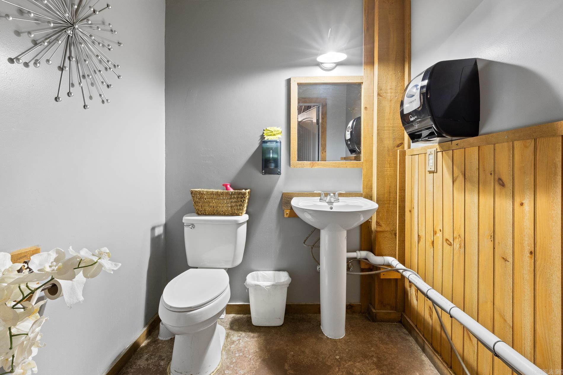 23740 Old Highway 65  Omaha, AR