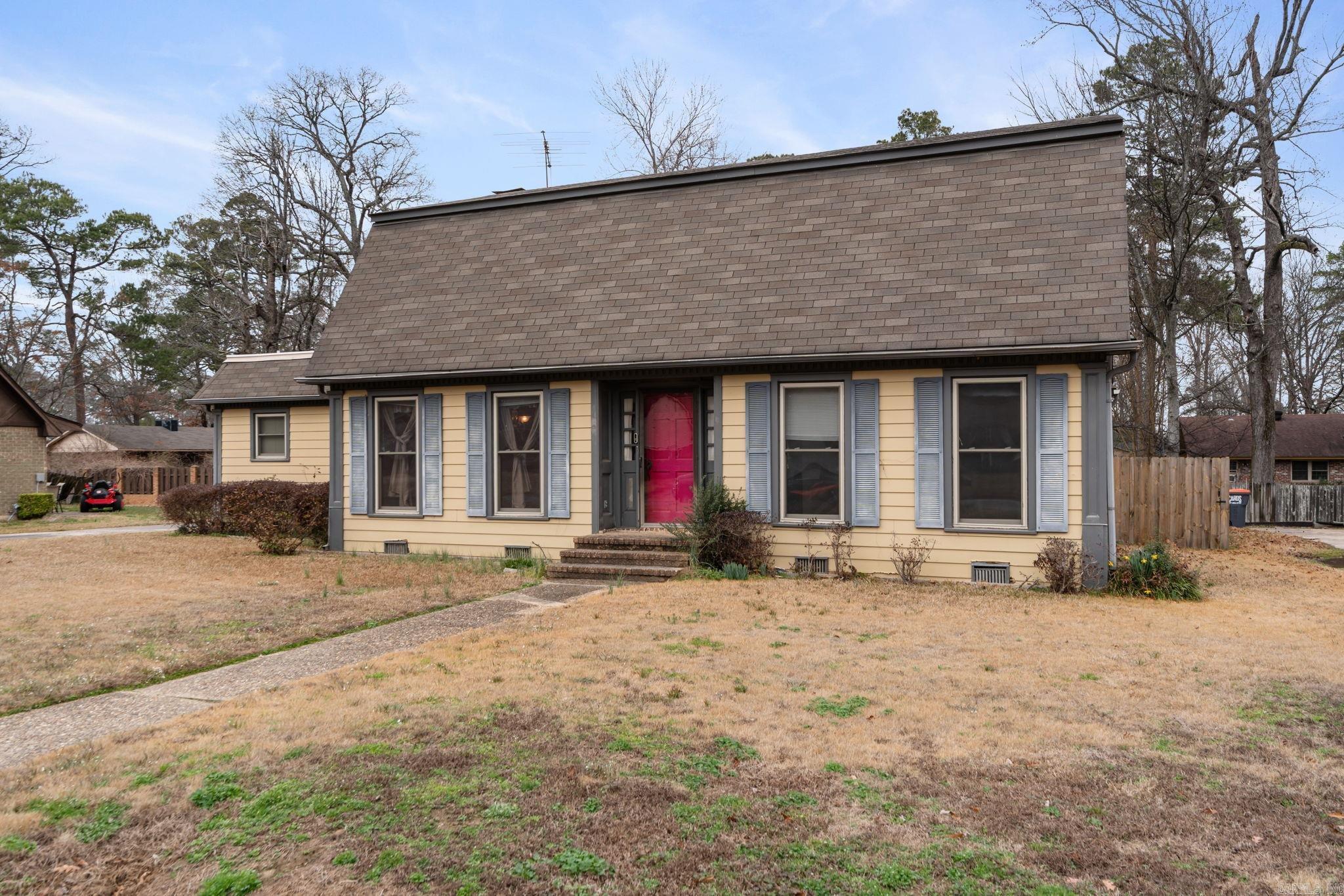 2105 Monticello  Pine Bluff, AR