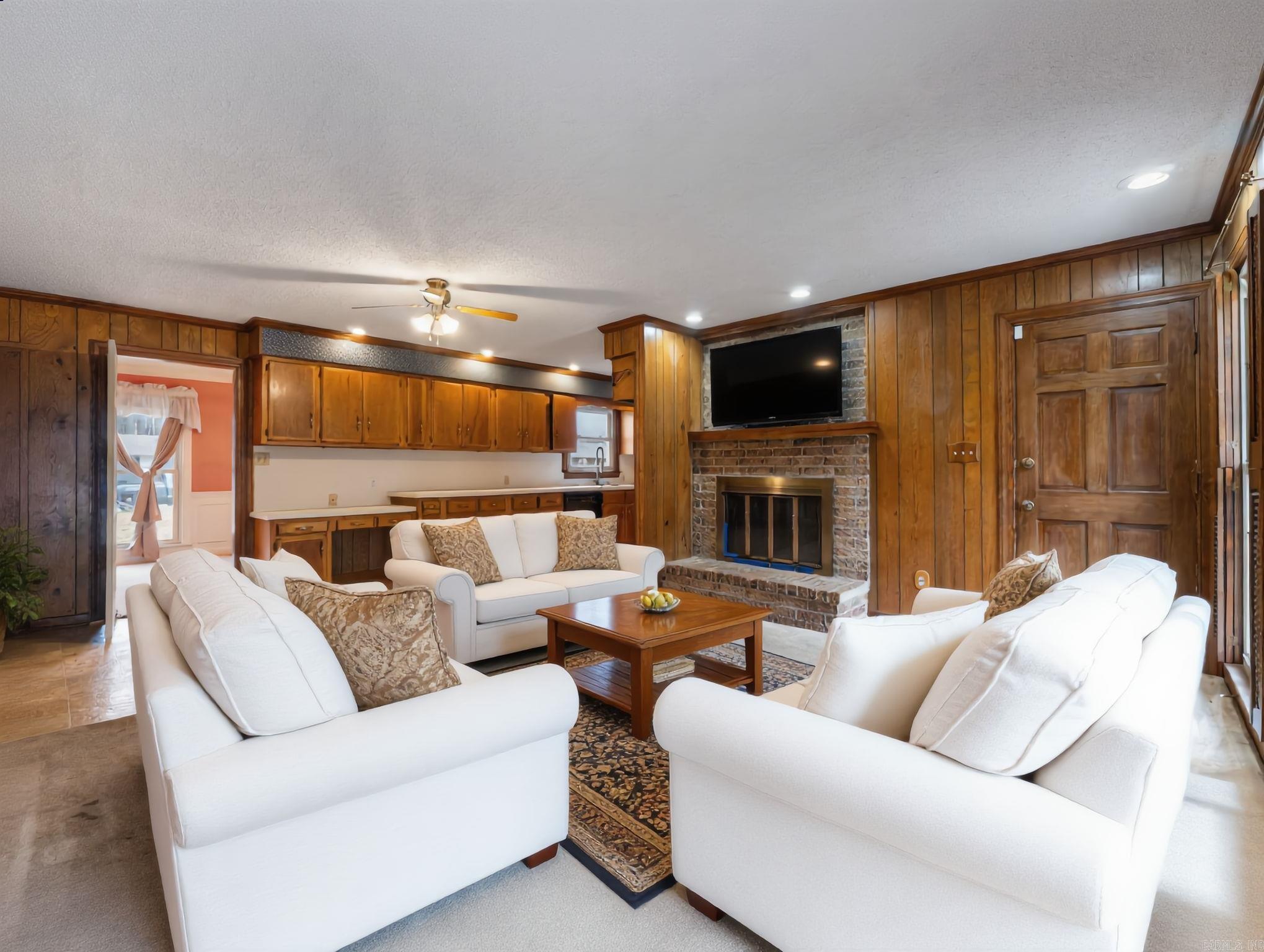 2105 Monticello  Pine Bluff, AR