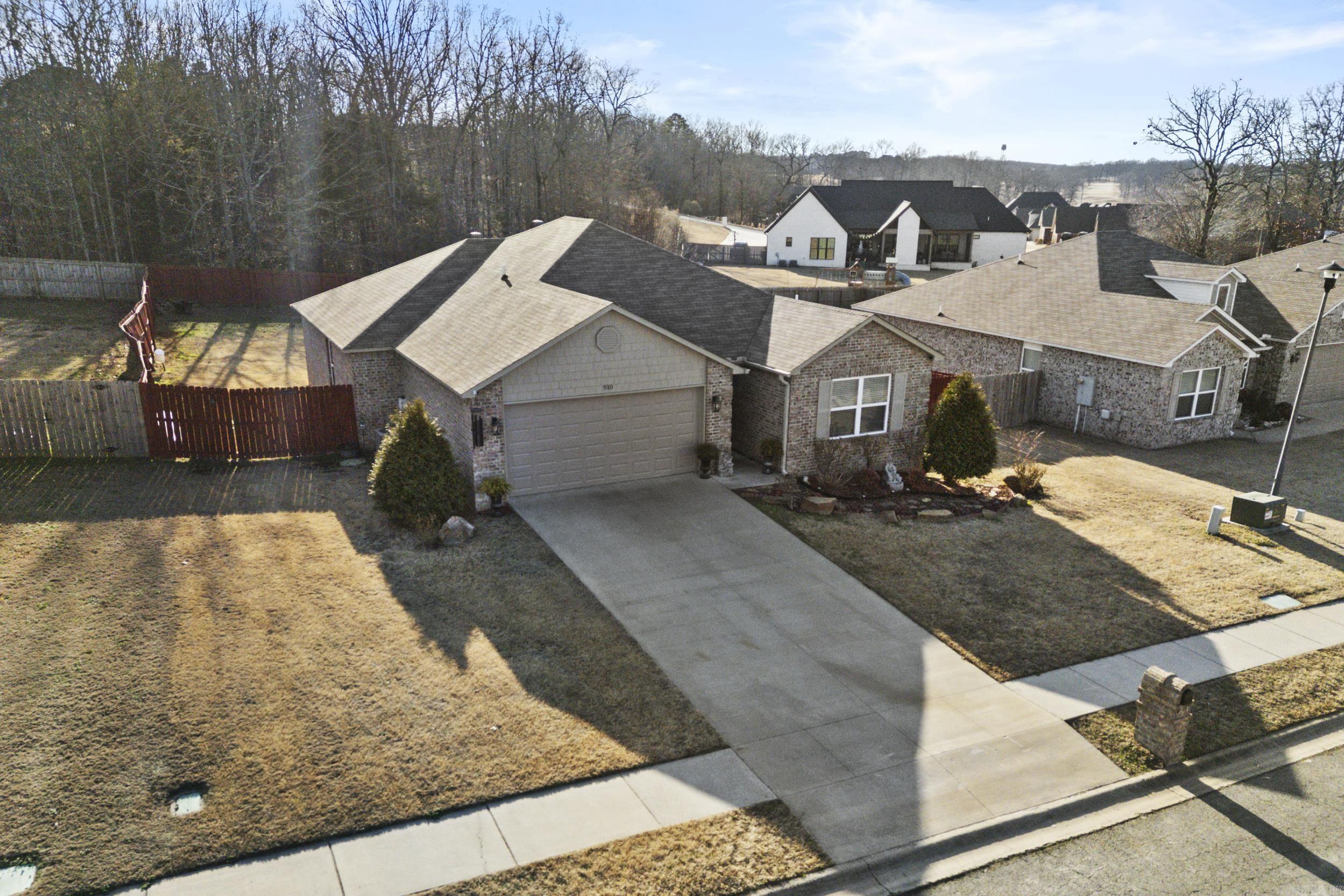 910 Pinehurst  Cabot, AR