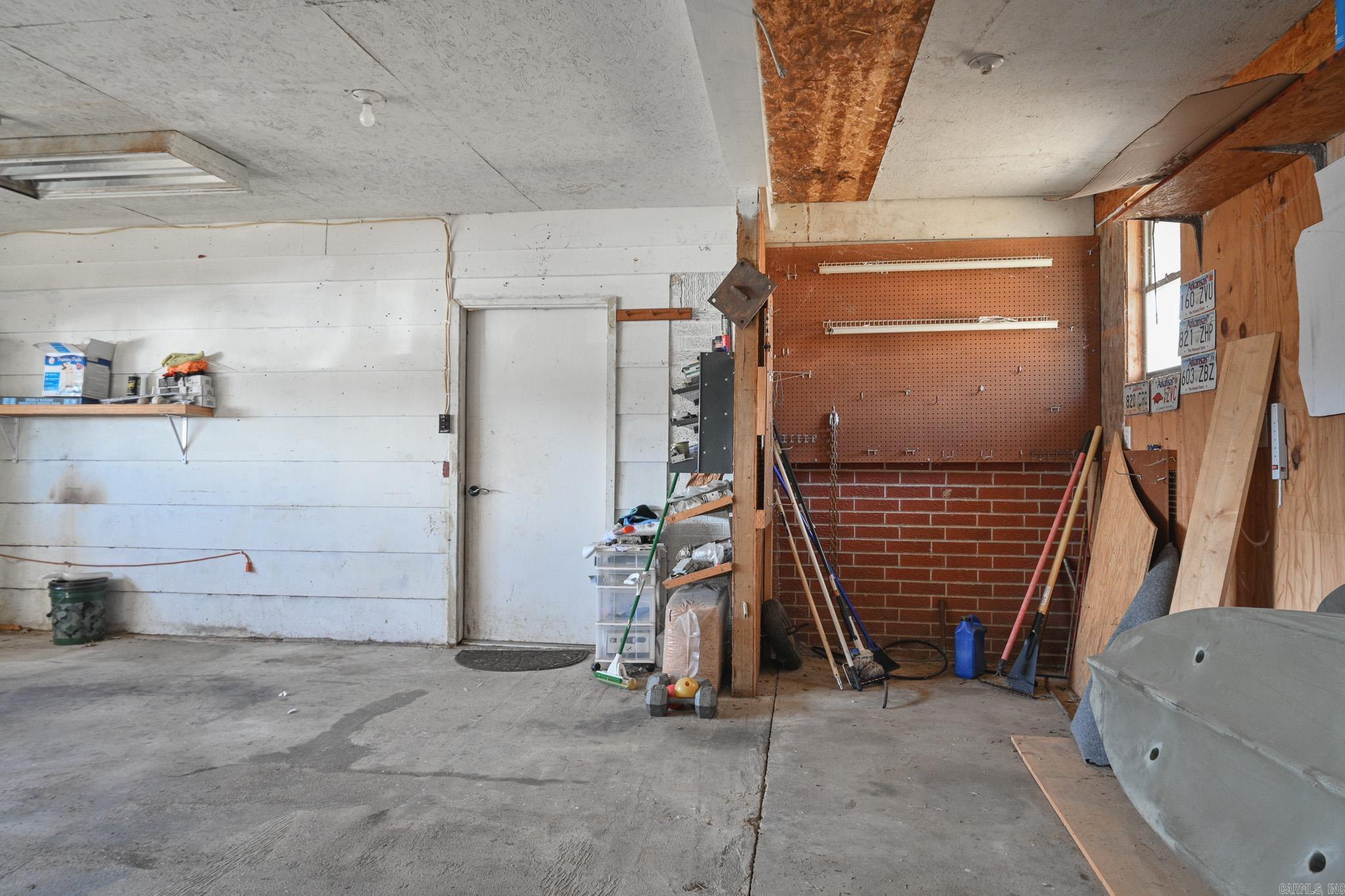 3651 Highway 8 E  Mena, AR