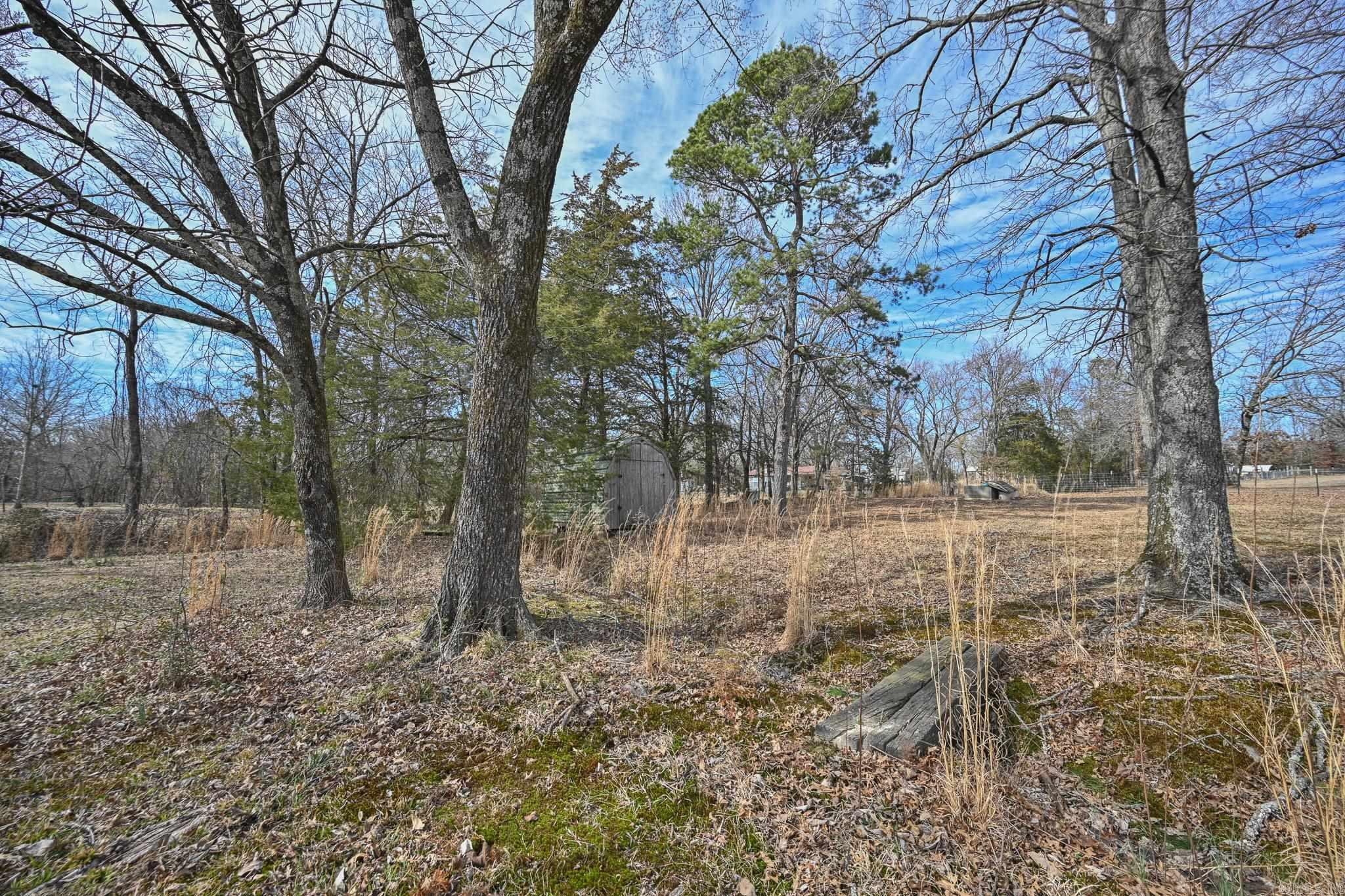 3651 Highway 8 E  Mena, AR