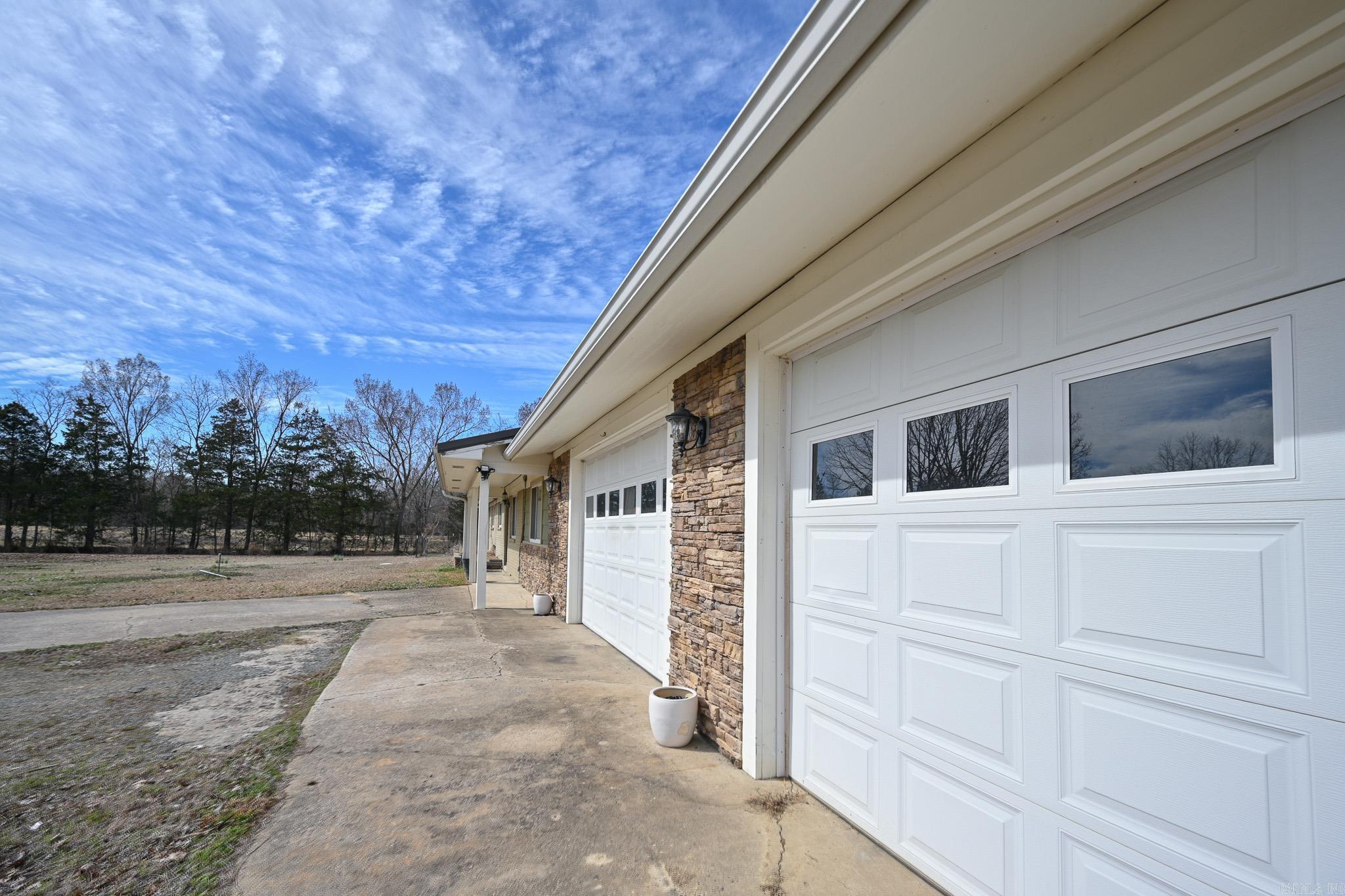 3651 Highway 8 E  Mena, AR