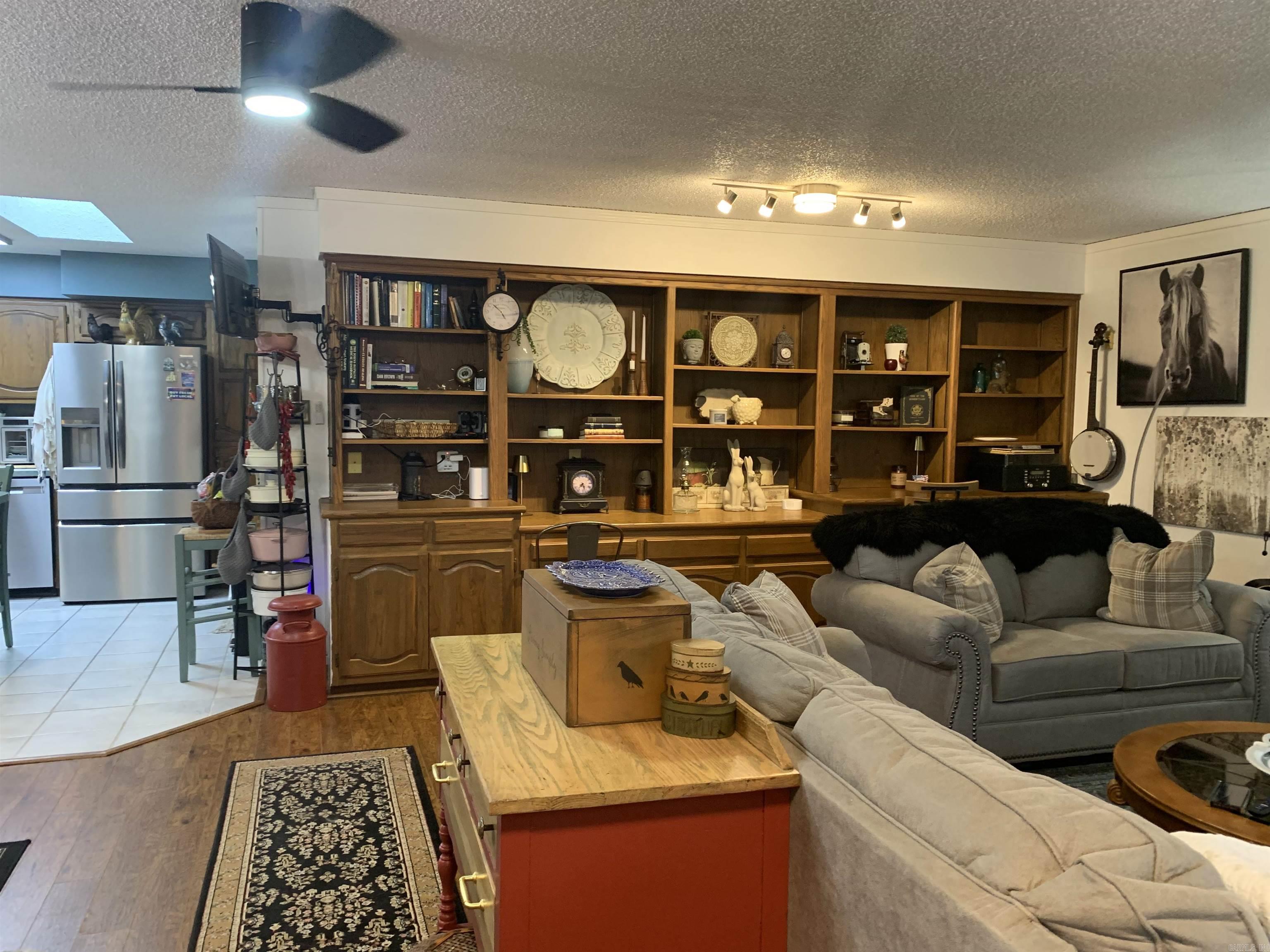 1 Montserrat  Hot Springs Village, AR