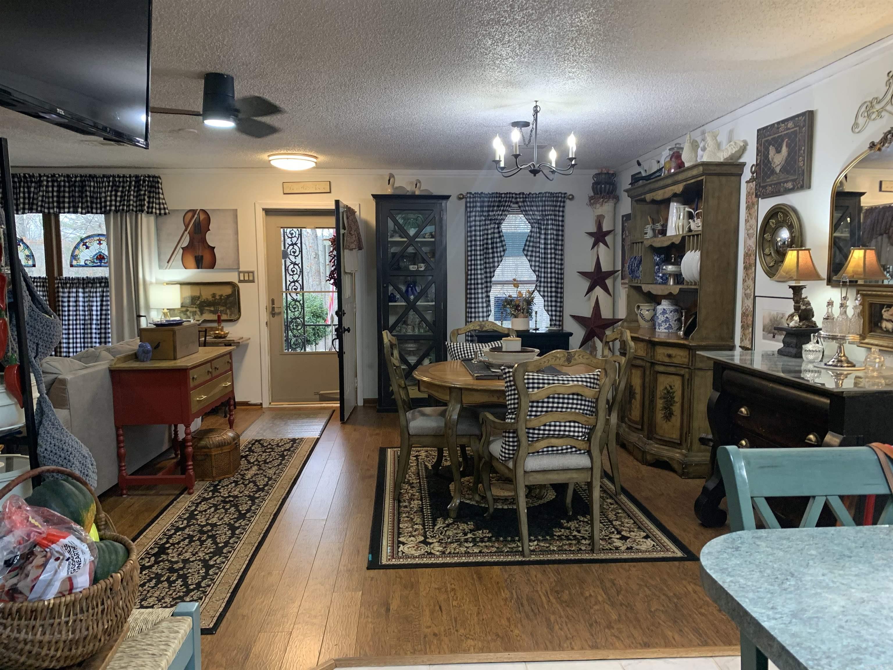 1 Montserrat  Hot Springs Village, AR