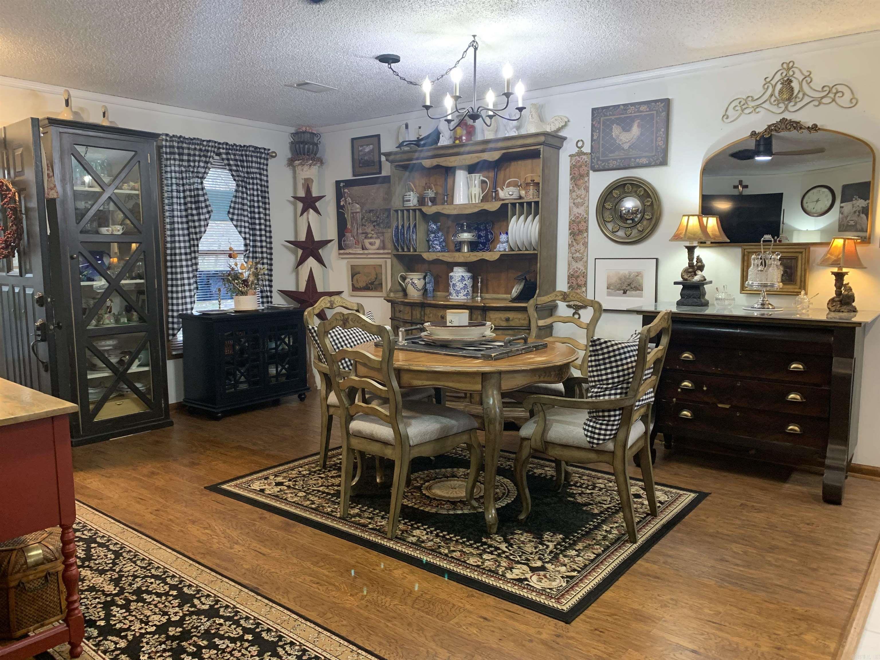 1 Montserrat  Hot Springs Village, AR