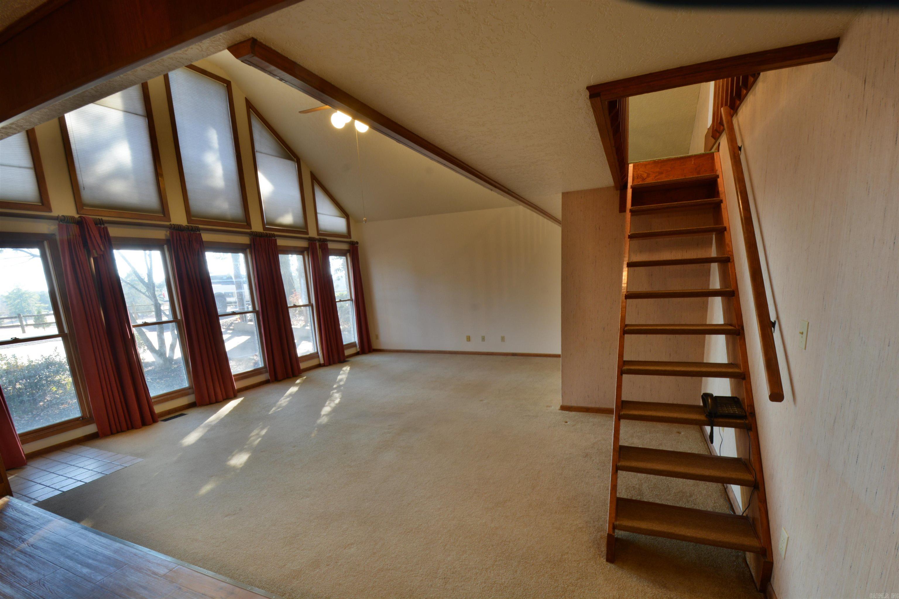 106 COUNTRY CLUB  Hot Springs, AR