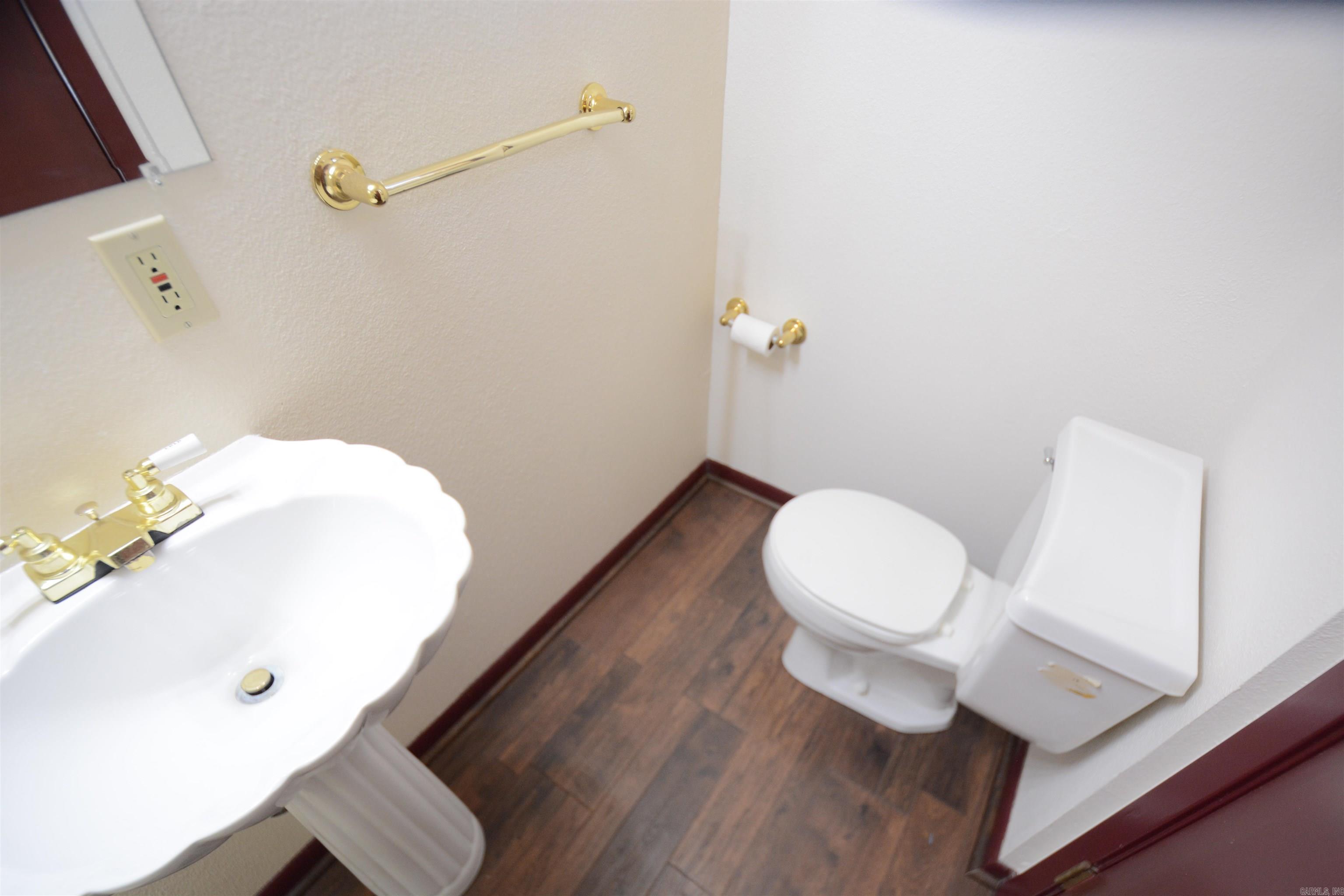 106 COUNTRY CLUB  Hot Springs, AR