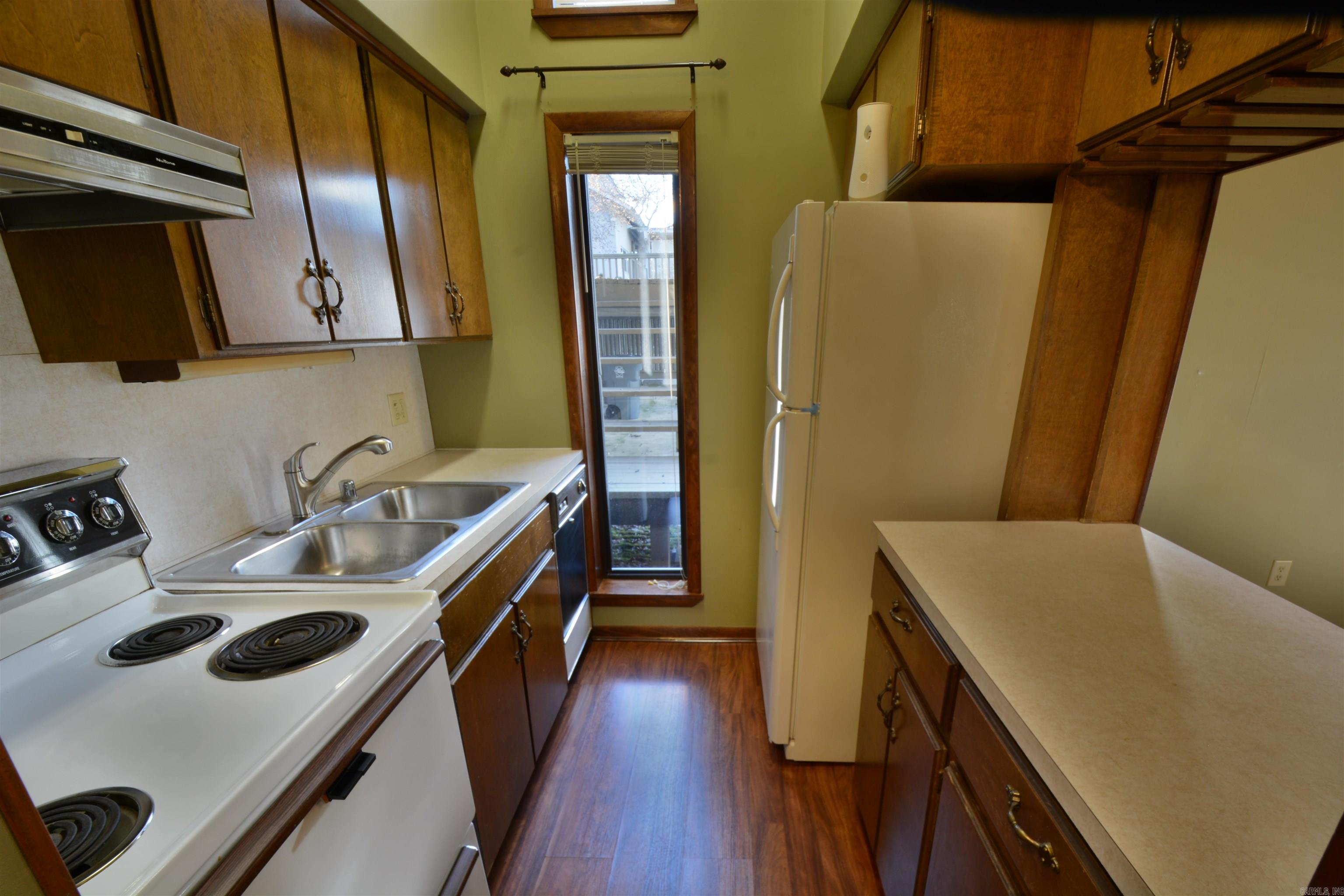 106 COUNTRY CLUB  Hot Springs, AR