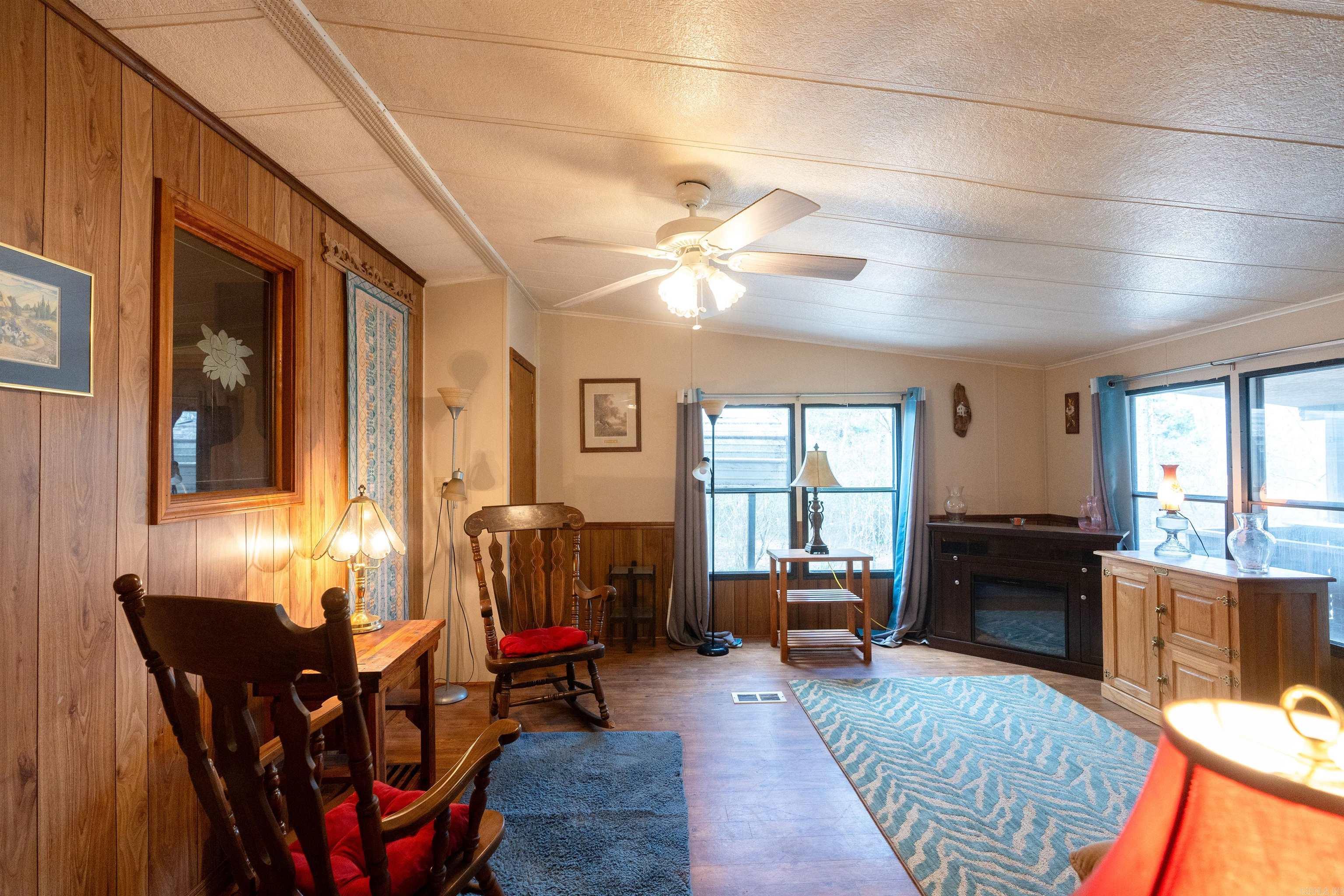 3432 N Heber Springs Rd  Tumbling Shoals, AR