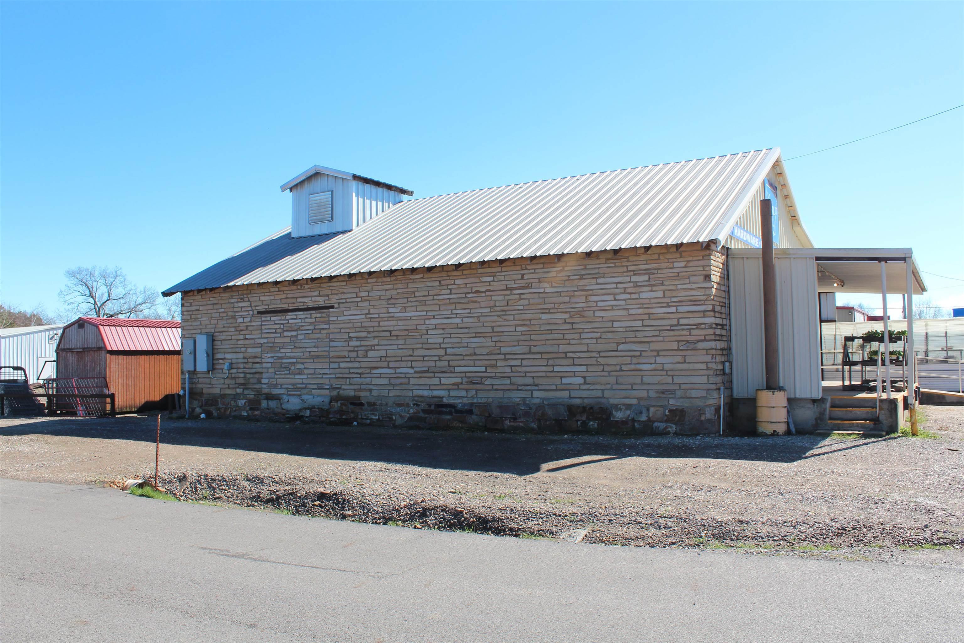 109 N 5th  Scranton, AR