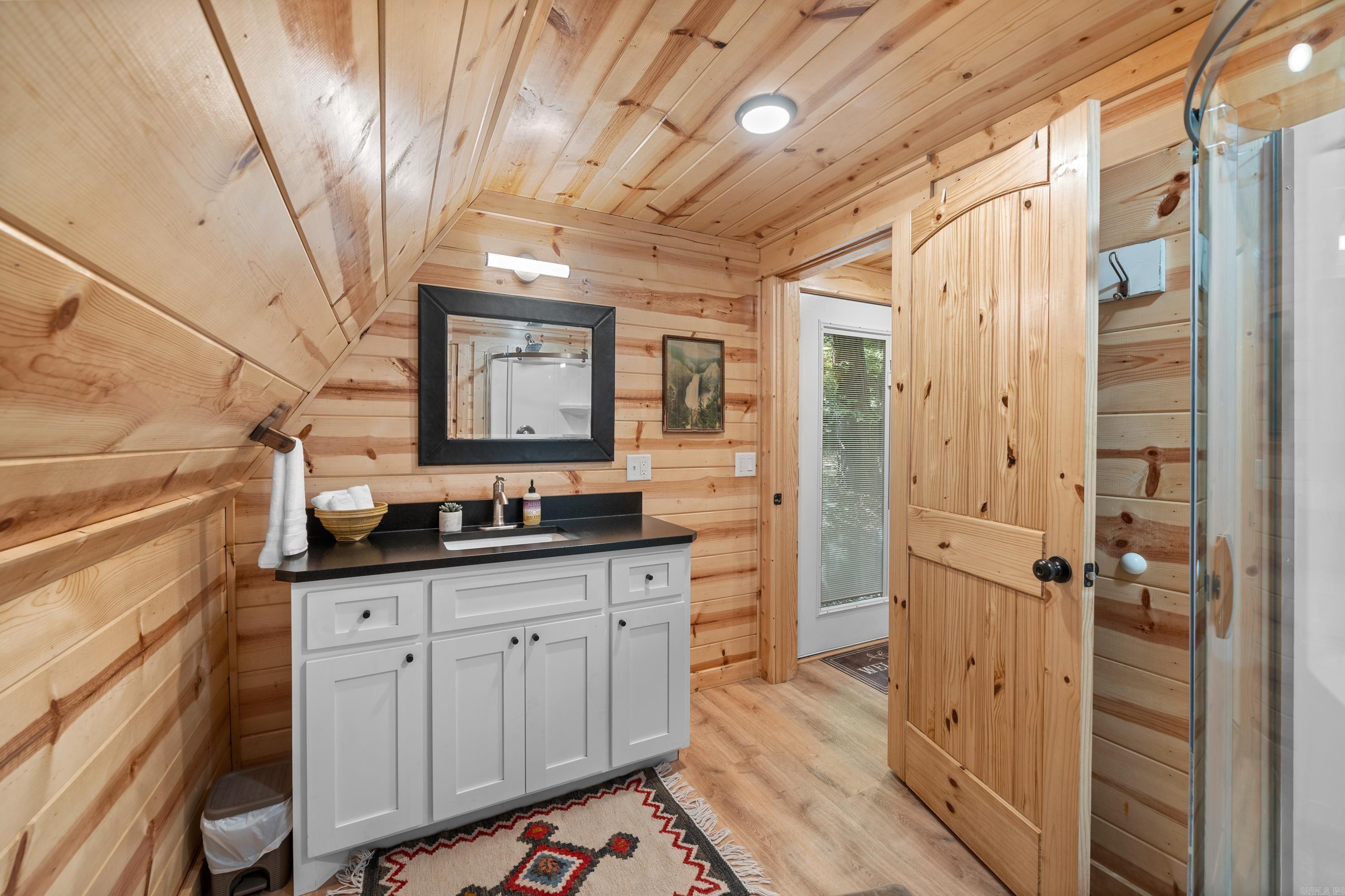 9048 Albert Pike  Royal, AR