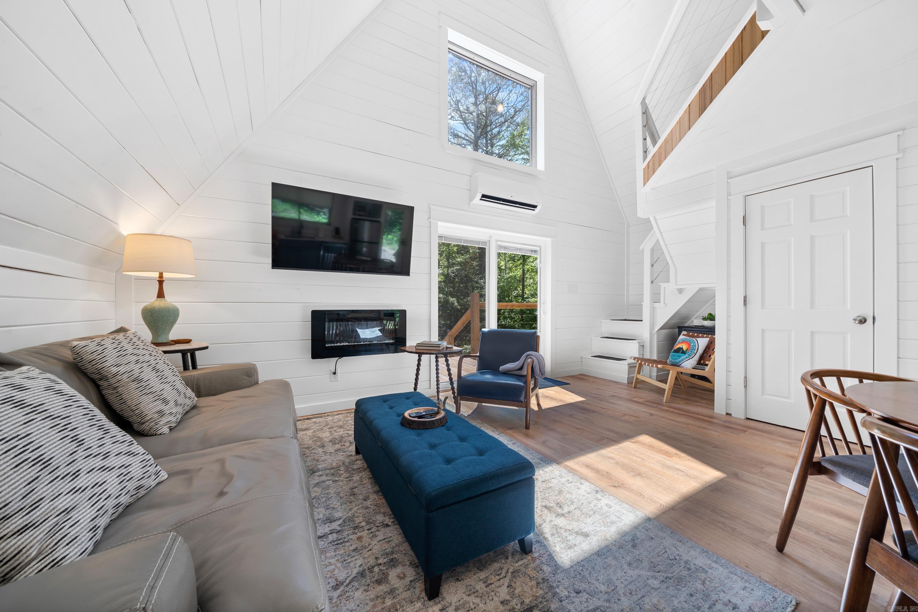 9048 Albert Pike  Royal, AR