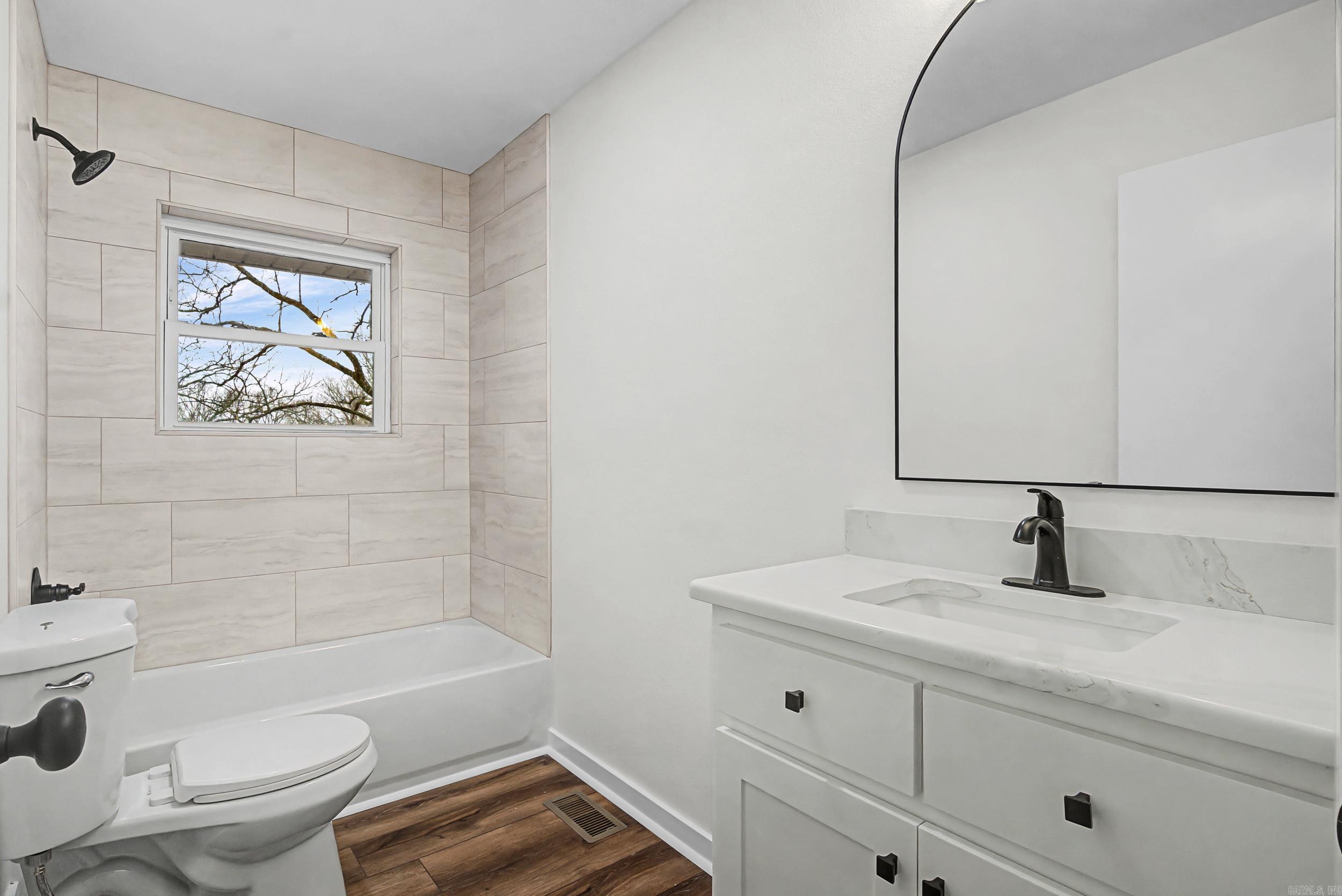 6313 Iroquois Dr  North Little Rock, AR