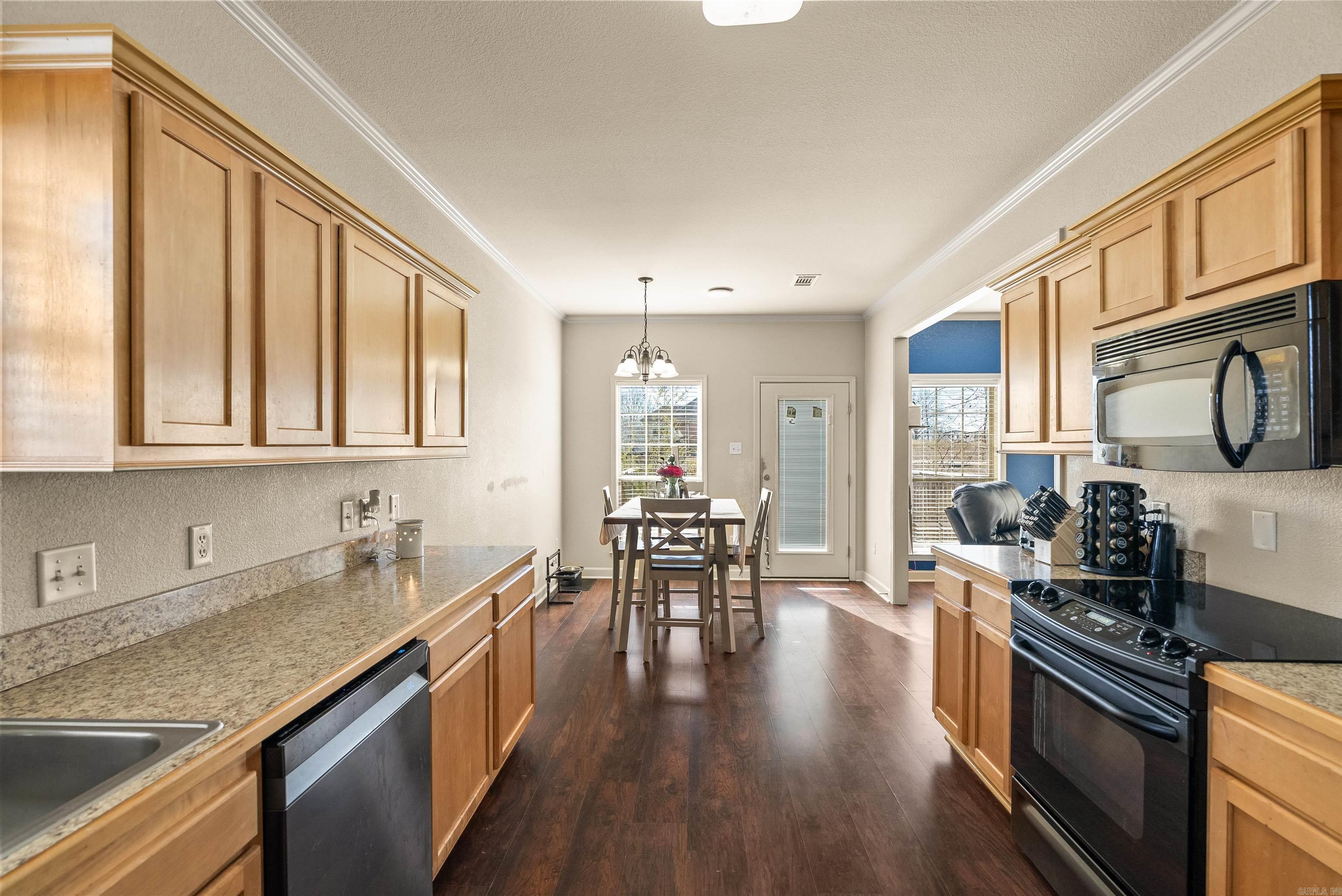 2 Lilley Cv  Greenbrier, AR