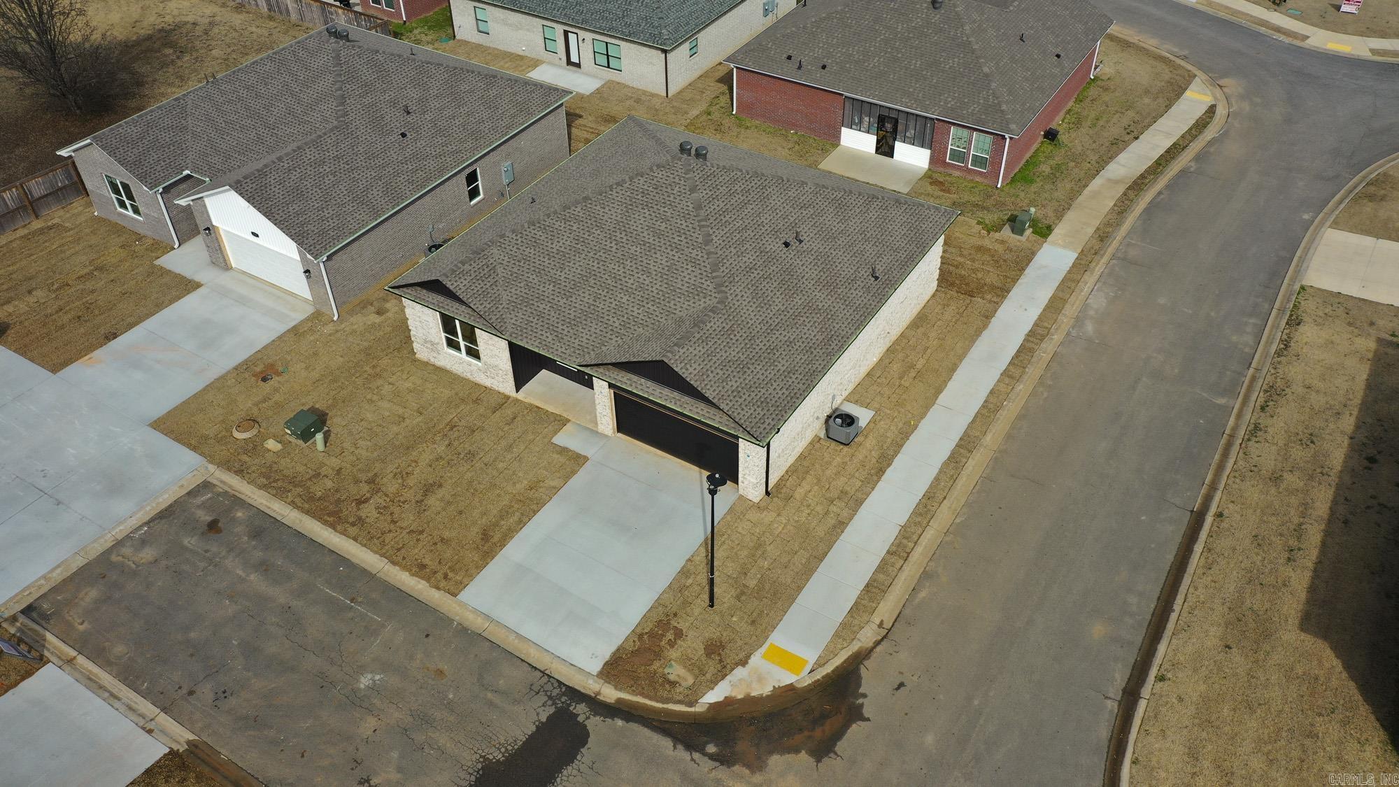 912 W Dell Vista  Cabot, AR