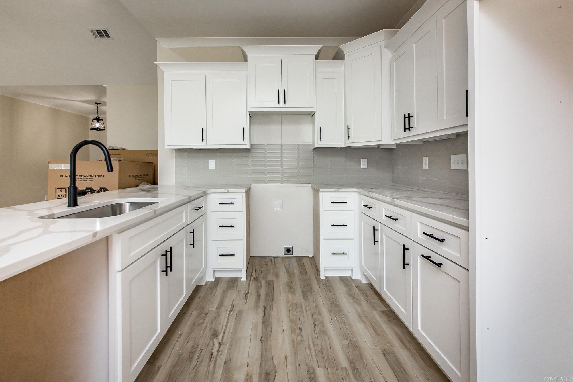 914 W Dell Vista  Cabot, AR