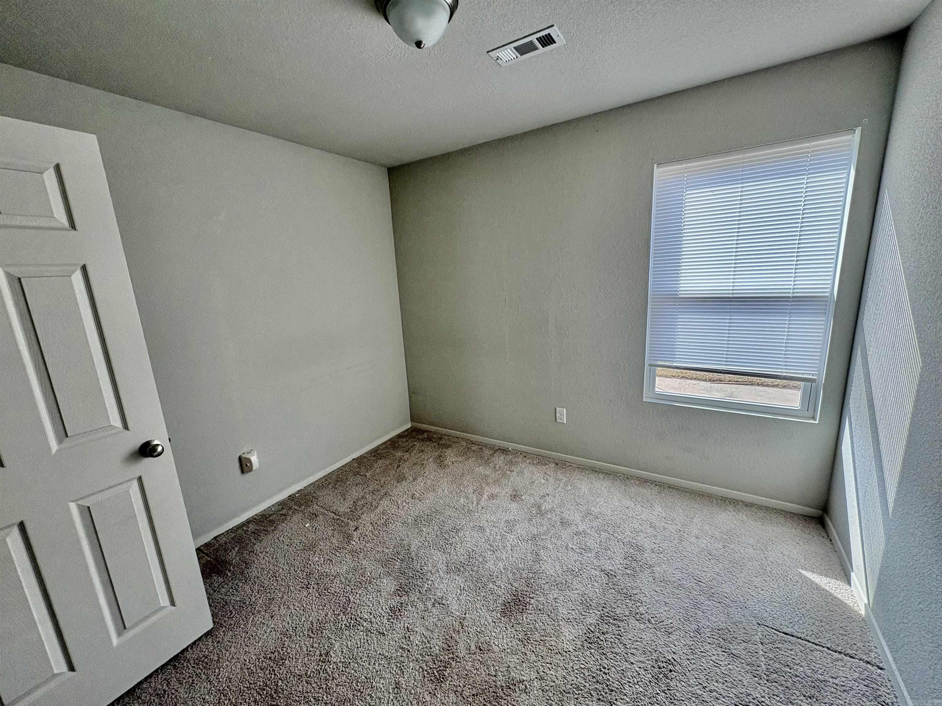 12 Summer Breeze Rd Conway, AR 72032