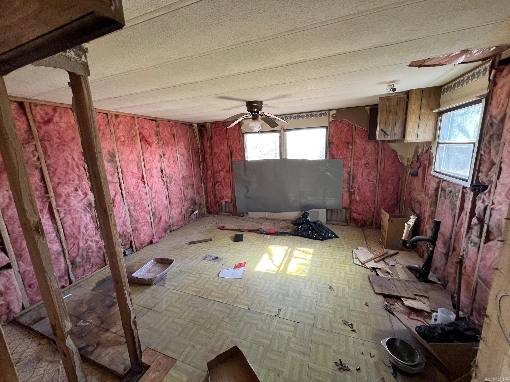 1403 Main  Searcy, AR