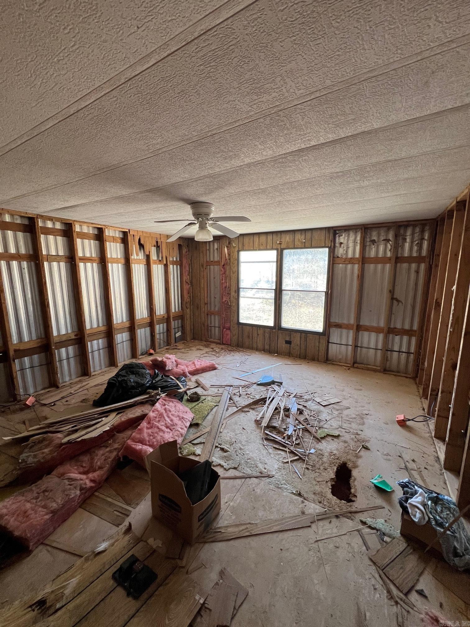 1403 Main  Searcy, AR