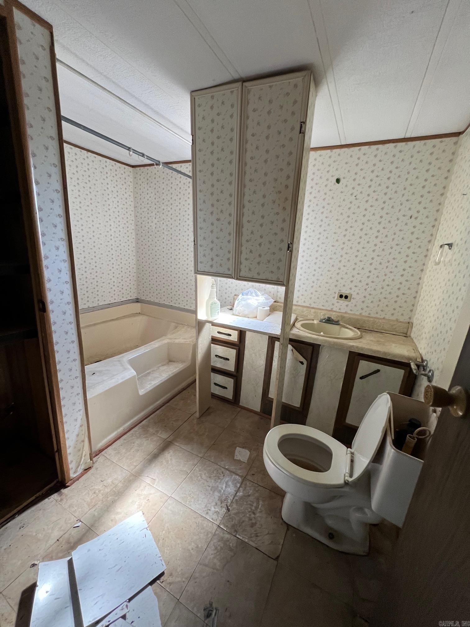 1403 Main  Searcy, AR