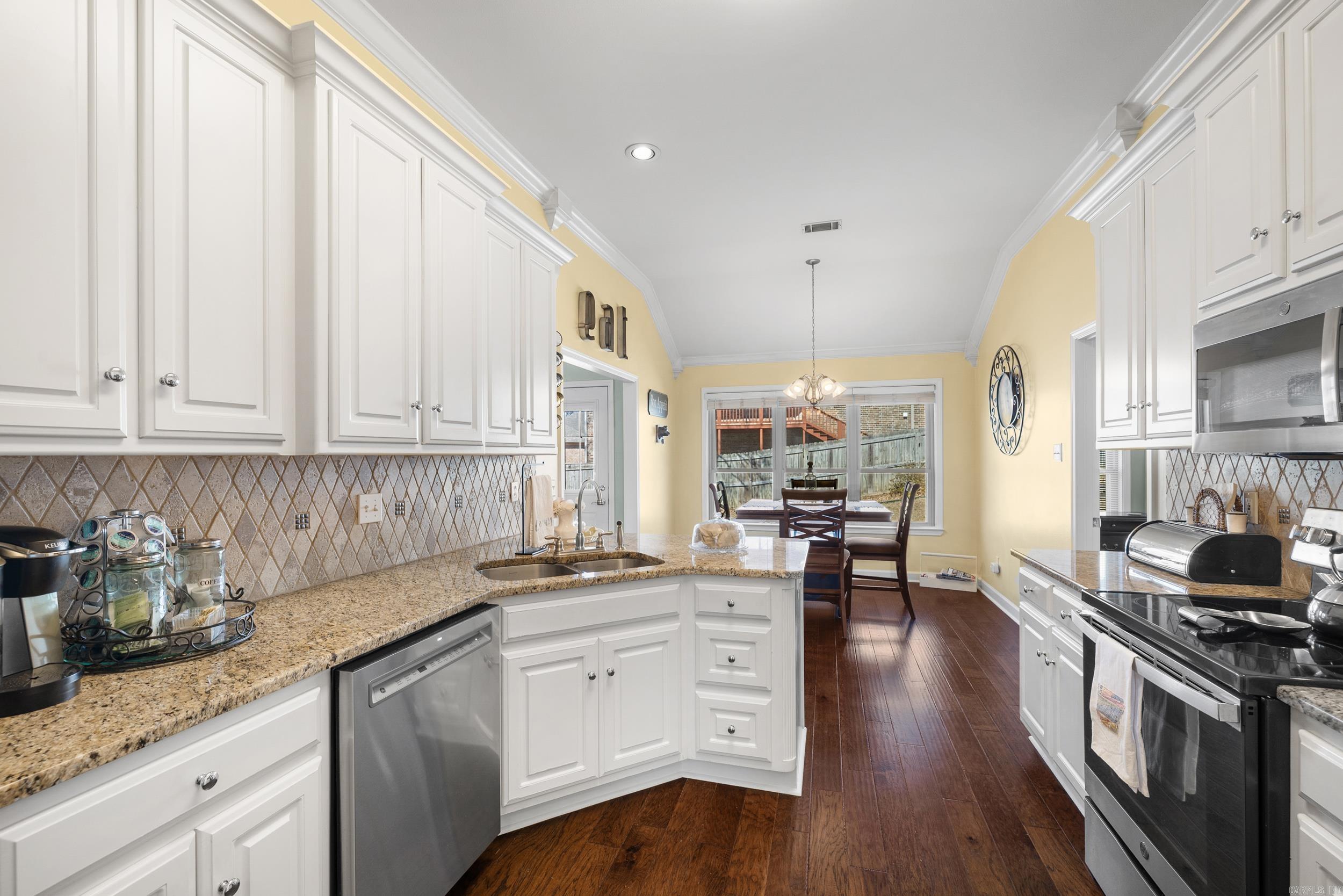 116 Obsidian Dr.  Sherwood, AR