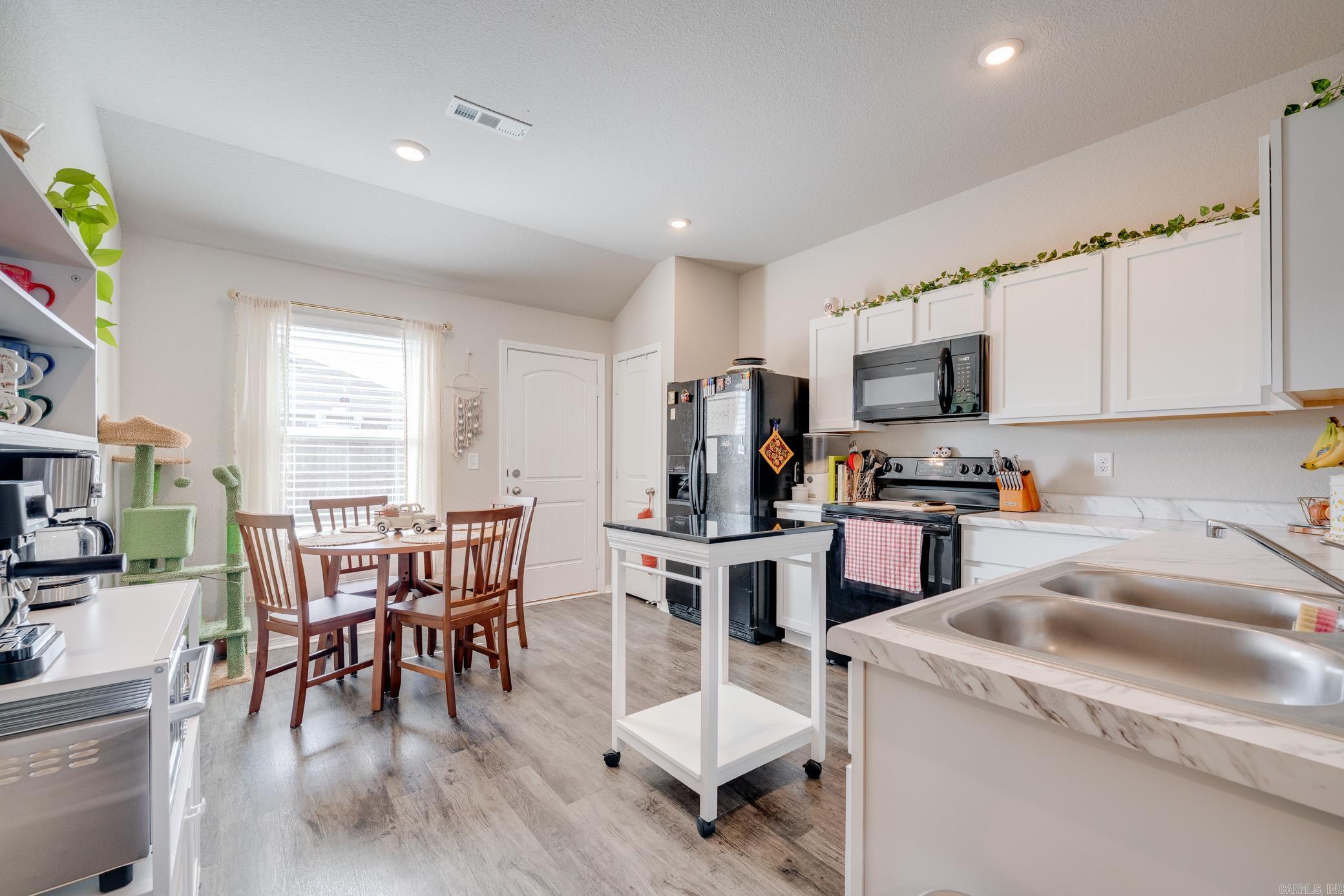 1235 Cowbell  Conway, AR