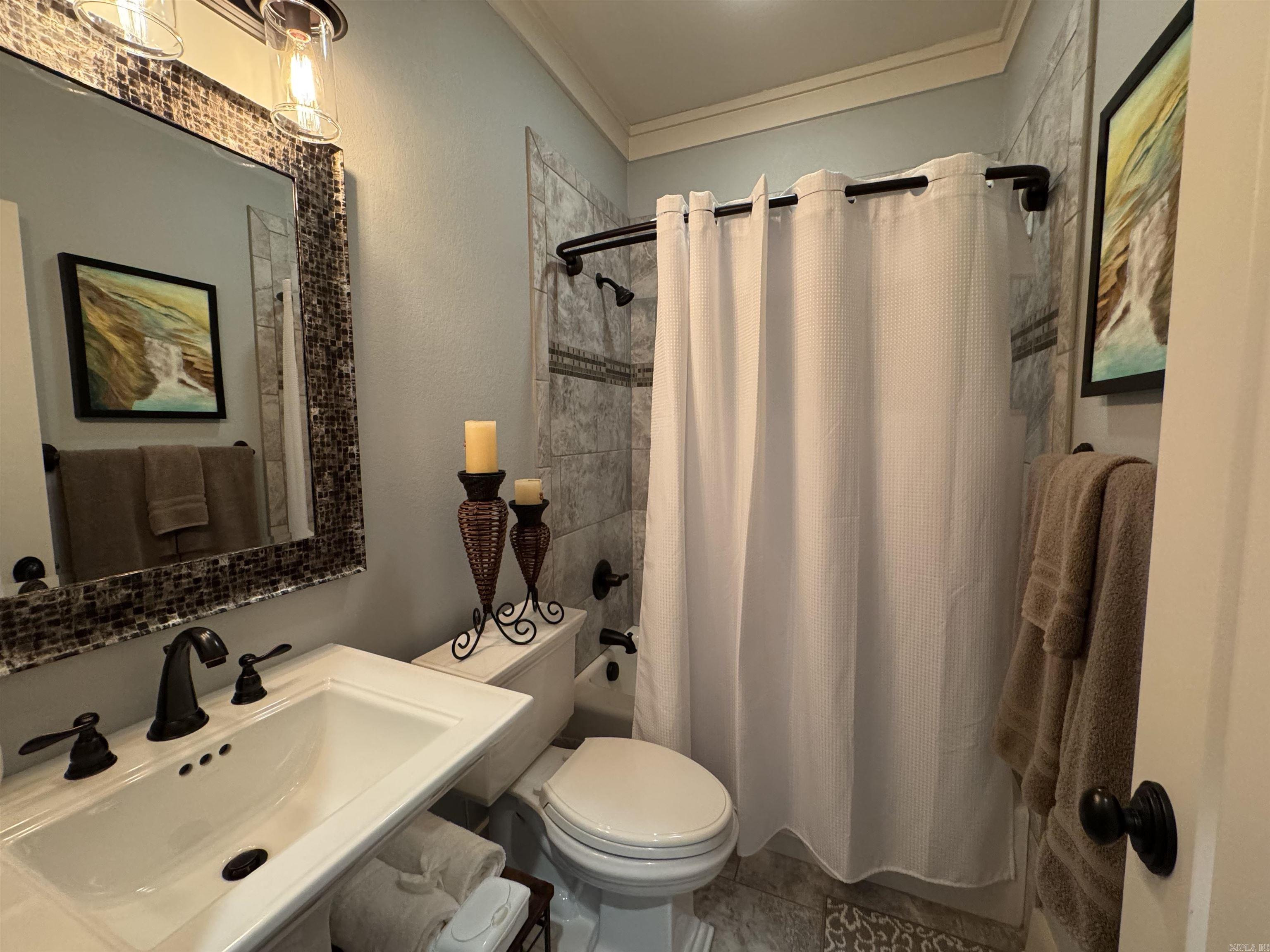 8 Sanchez Pt  Hot Springs Village, AR