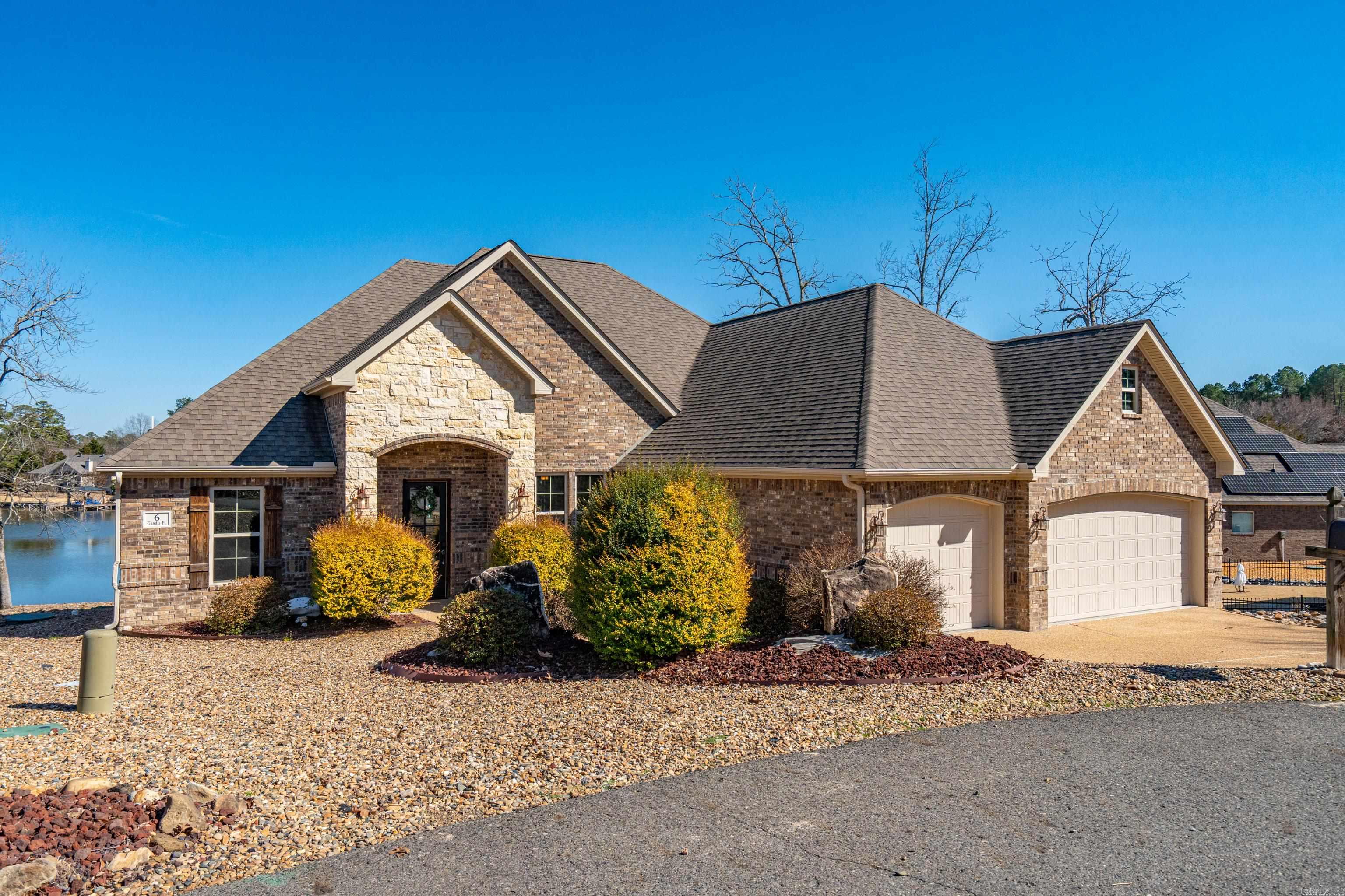 6 Gandia  Hot Springs Village, AR