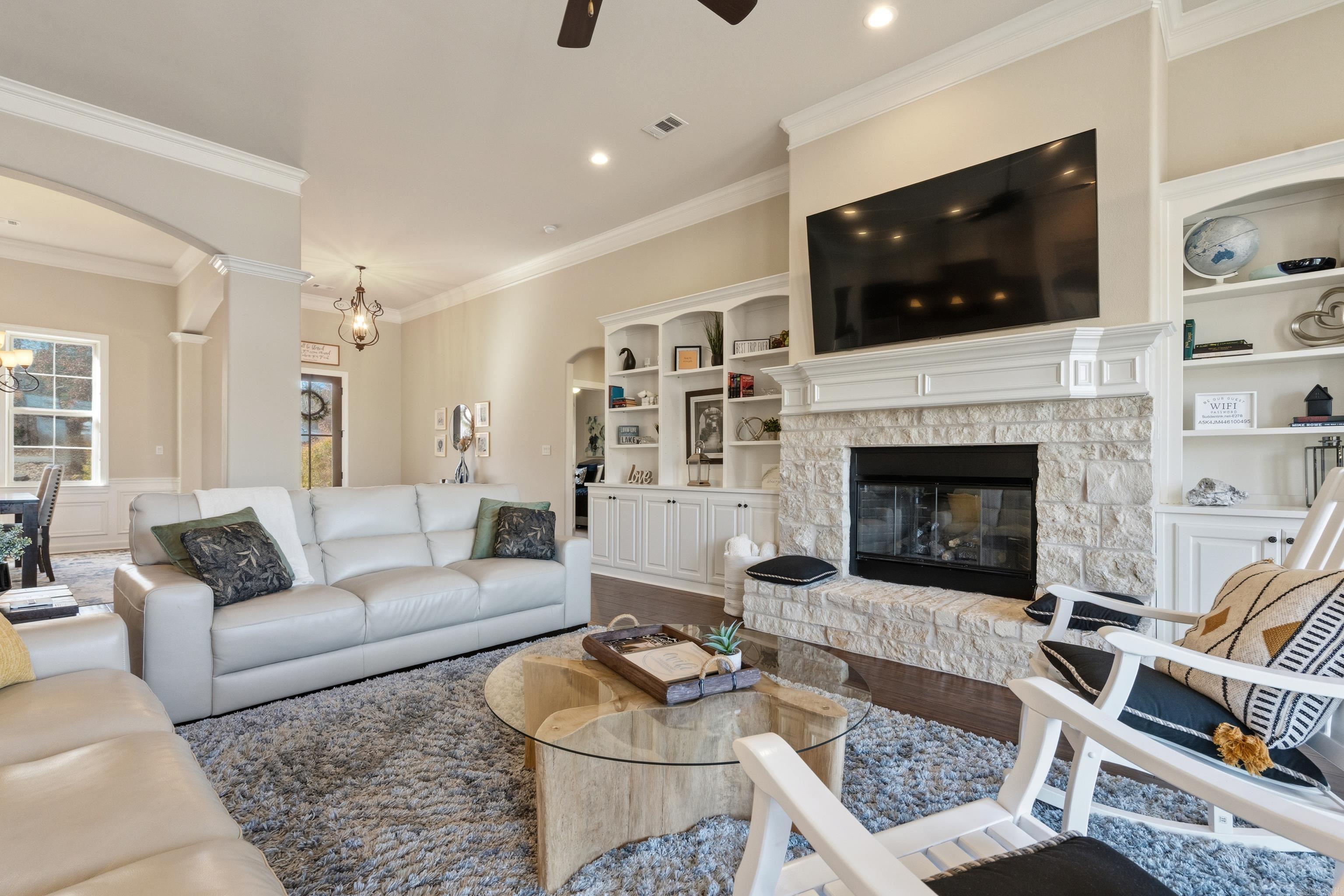 6 Gandia  Hot Springs Village, AR