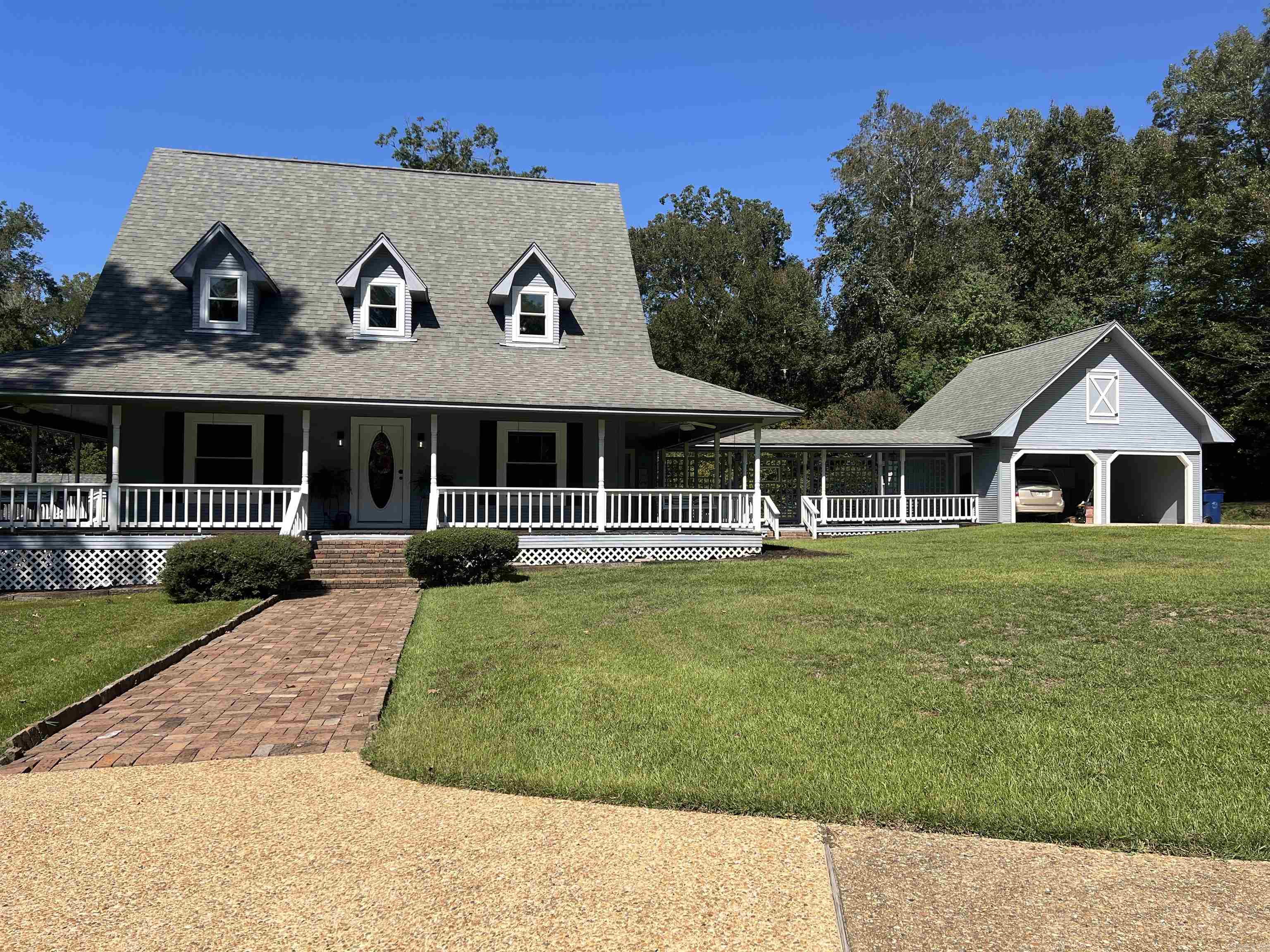 8 Chaffee Creek  Camden, AR