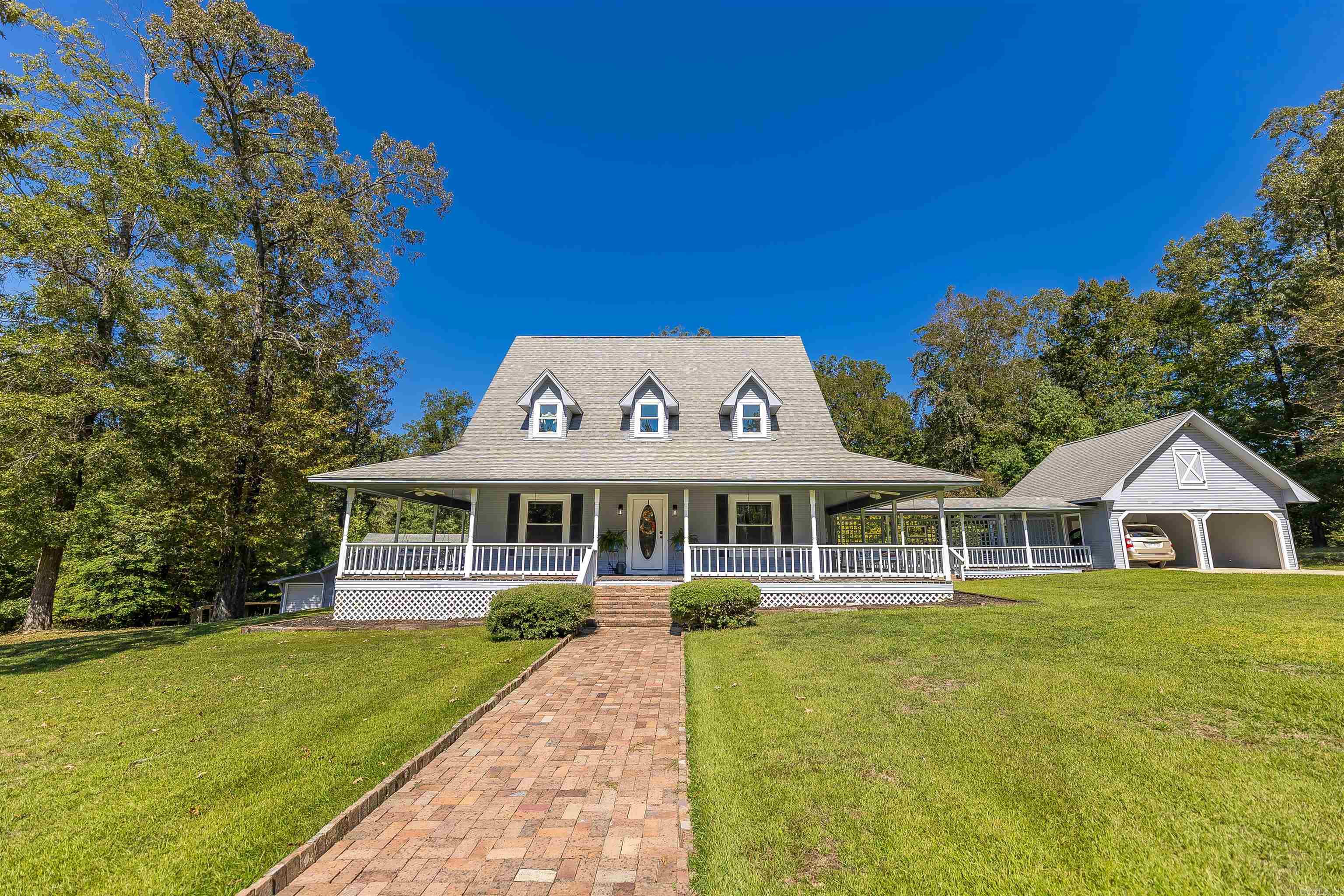 8 Chaffee Creek  Camden, AR