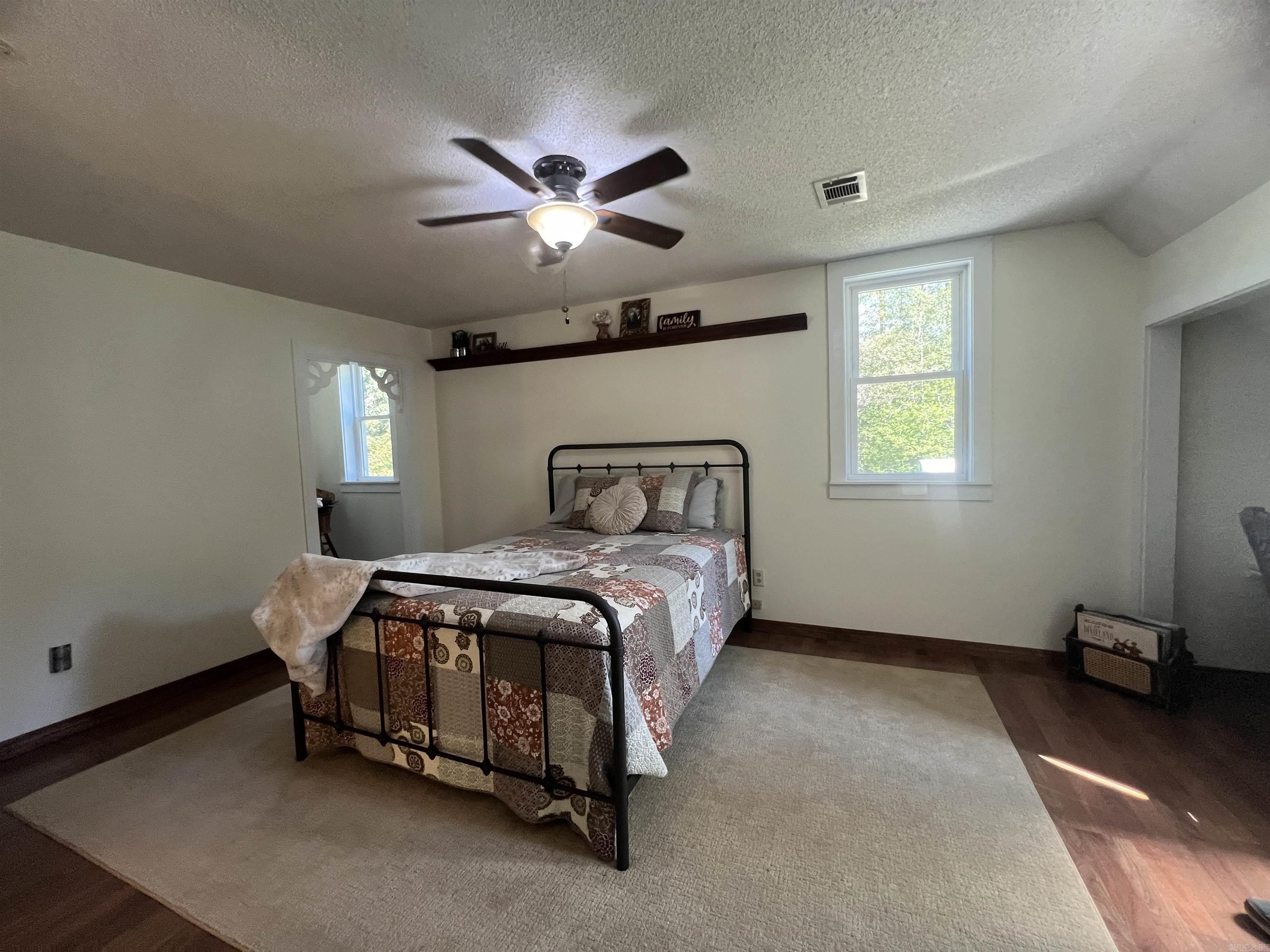 8 Chaffee Creek  Camden, AR