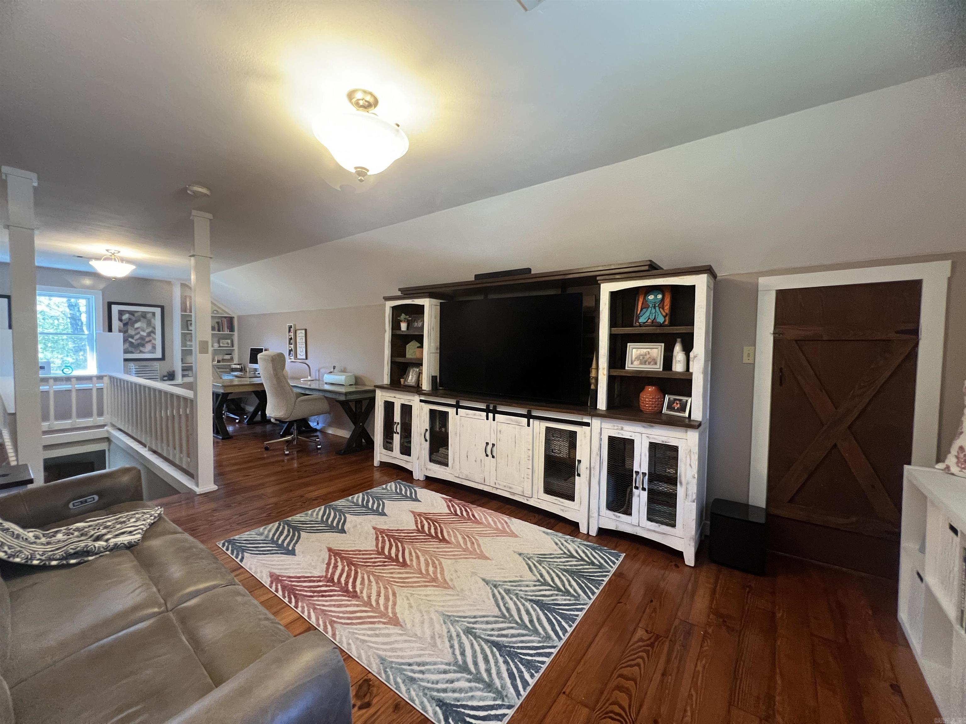 8 Chaffee Creek  Camden, AR