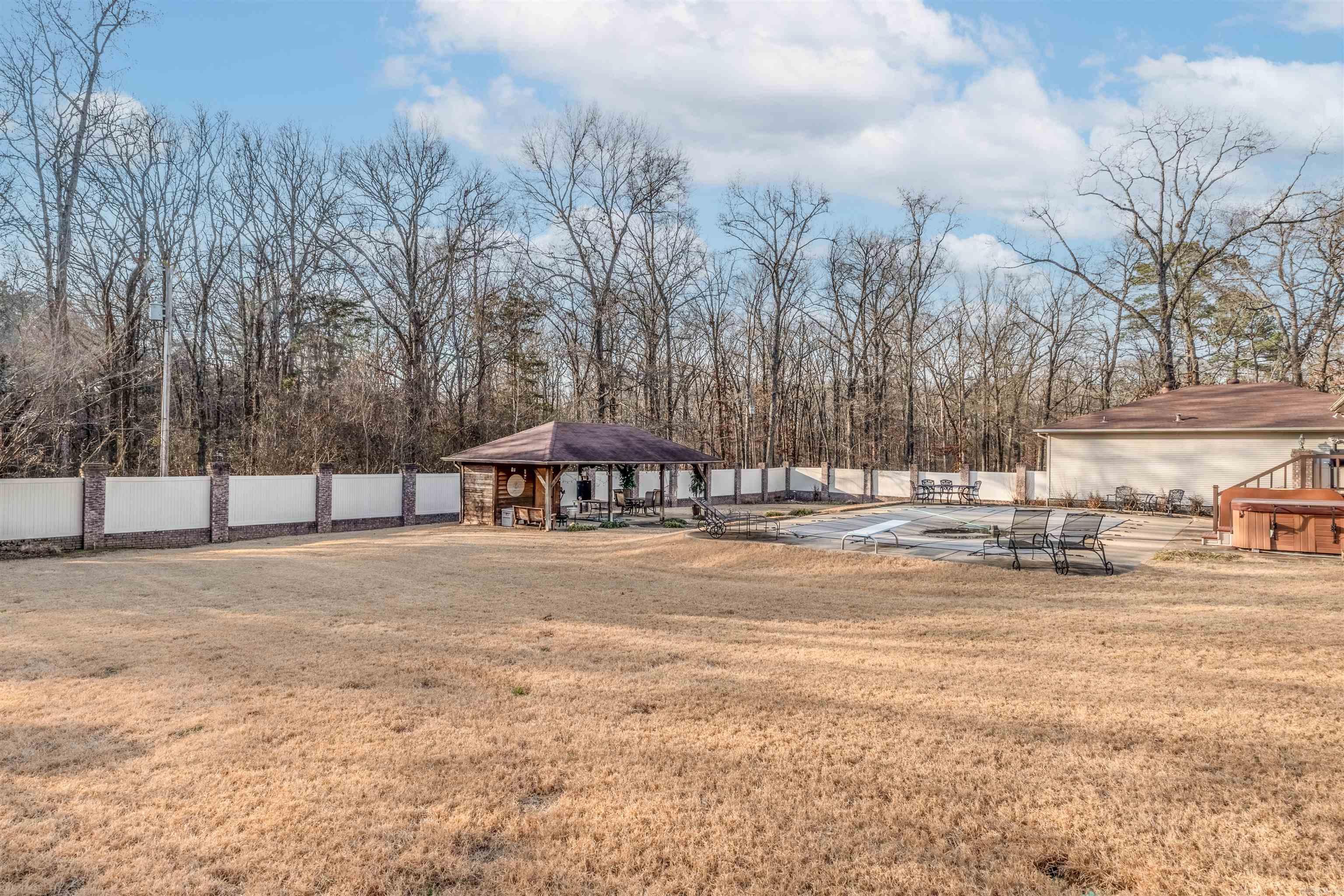 11809 Timber Creek Road North Little Rock, AR 72118