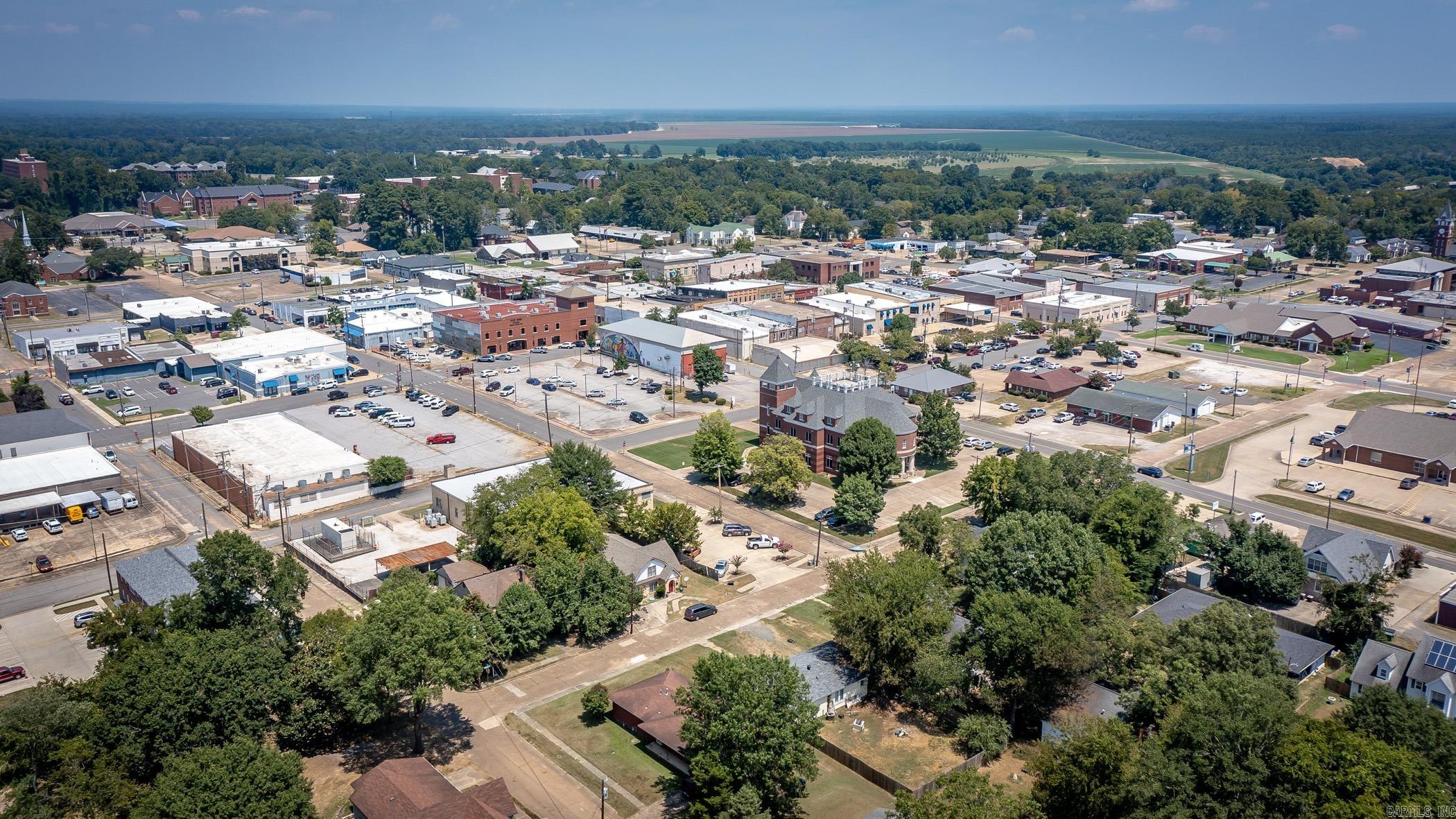 801 Crittenden  Arkadelphia, AR