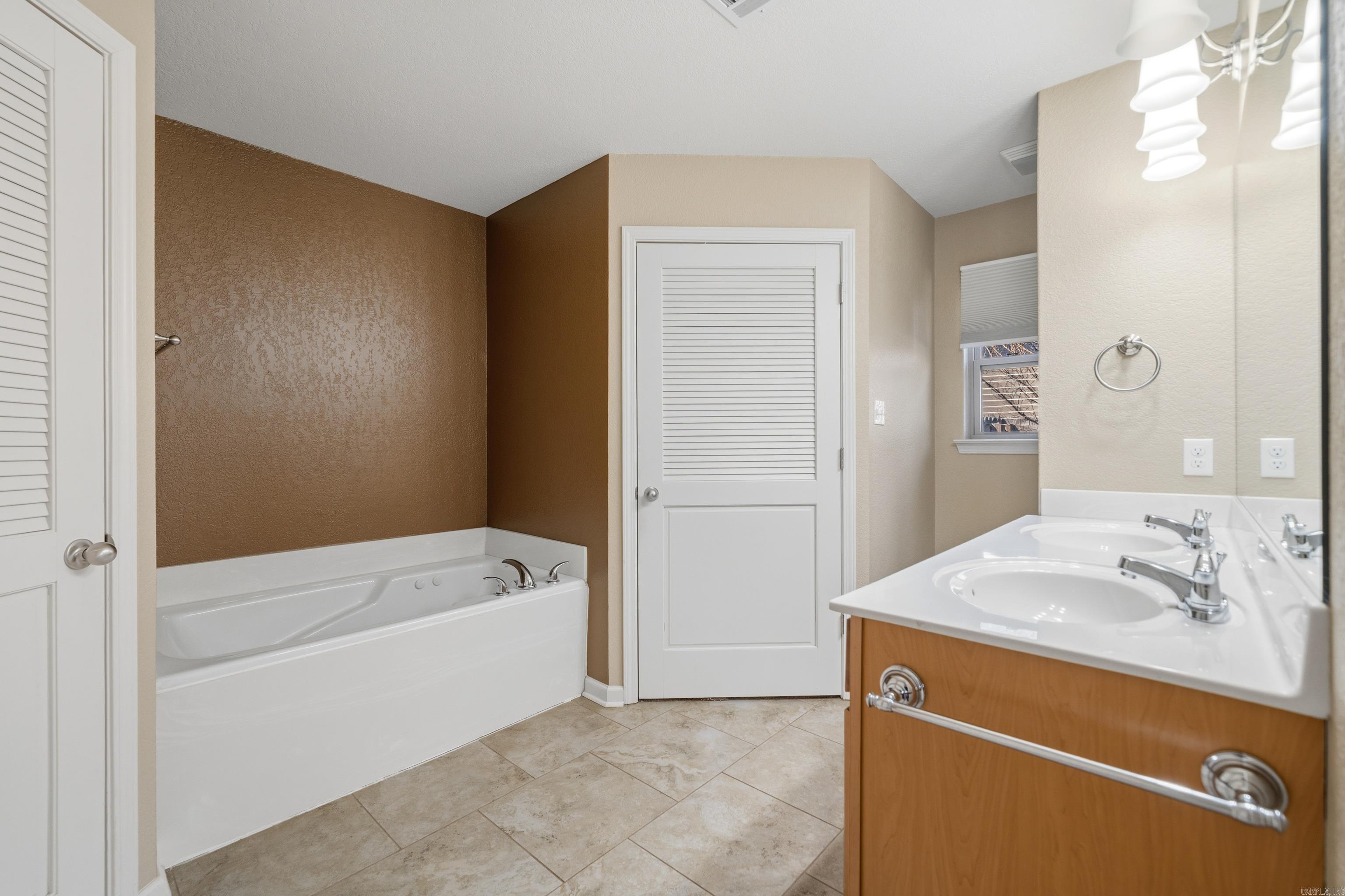 149 Cambridge  Hot Springs, AR