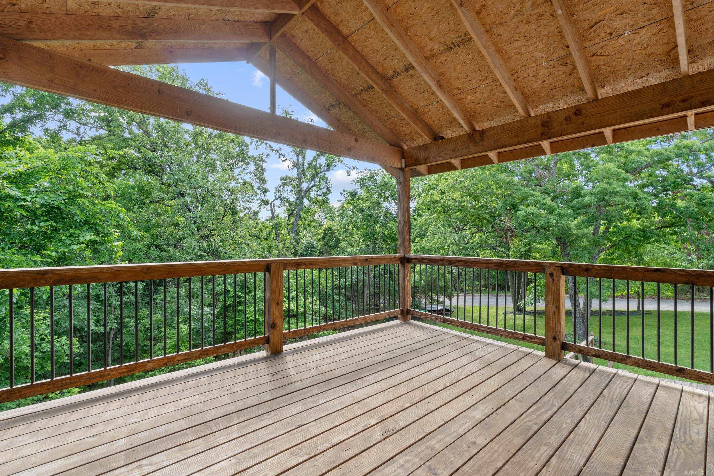 15364 Twin Pines Road  Lowell, AR
