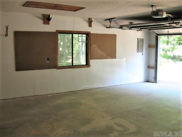 107 Courtshire  Fairfield Bay, AR